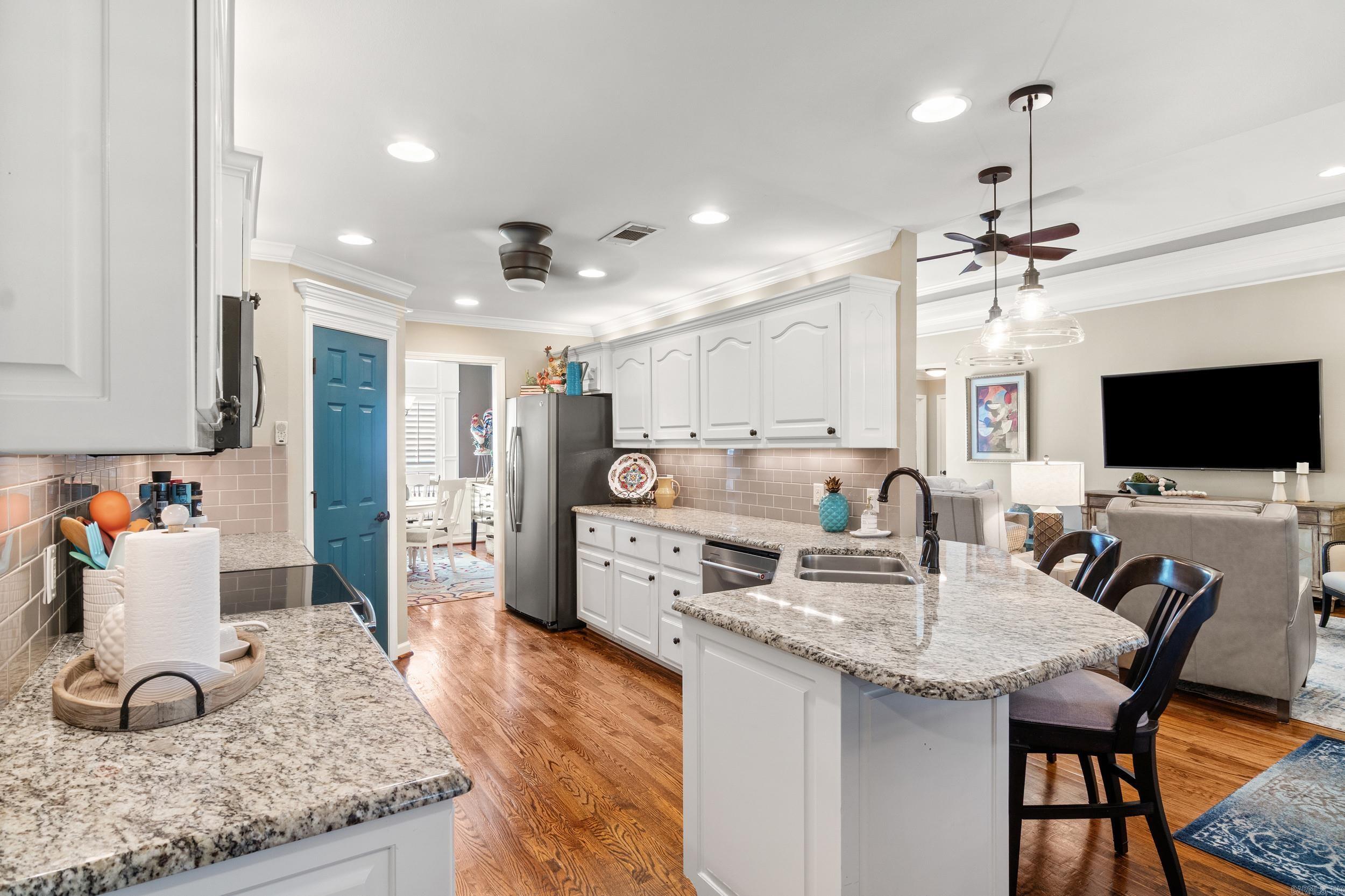 5110 Wall Street
