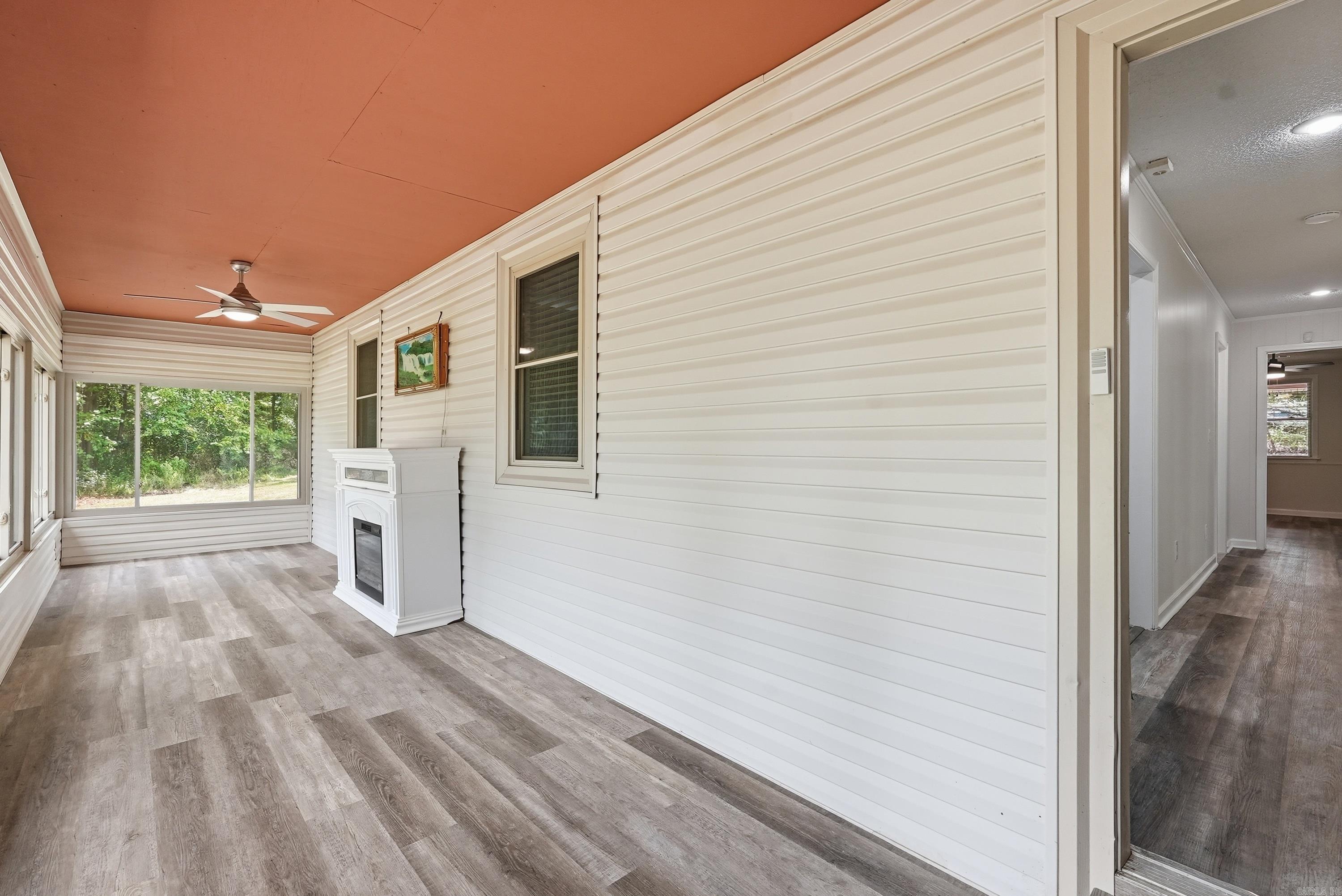 3202 Highway 290