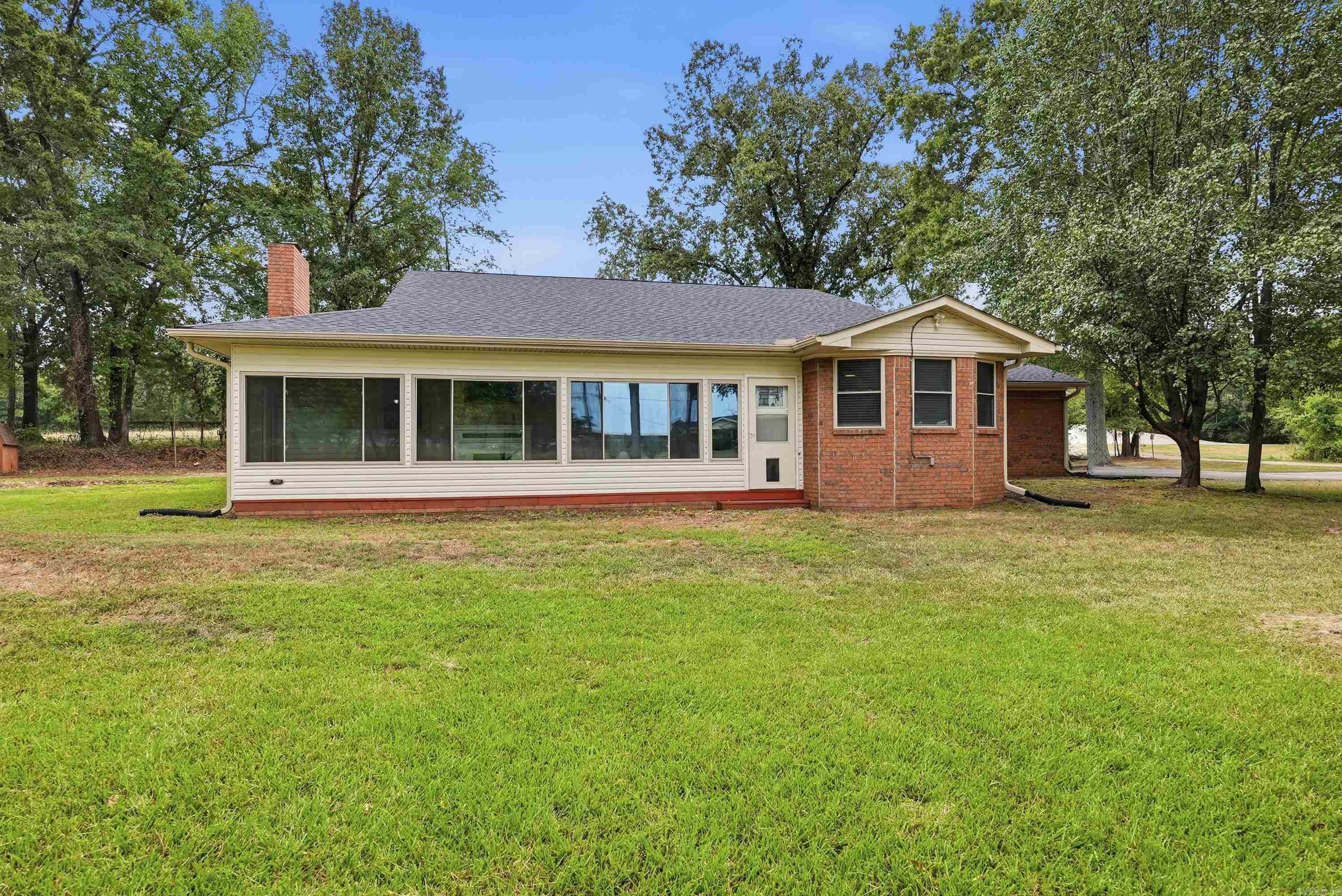 3202 Highway 290
