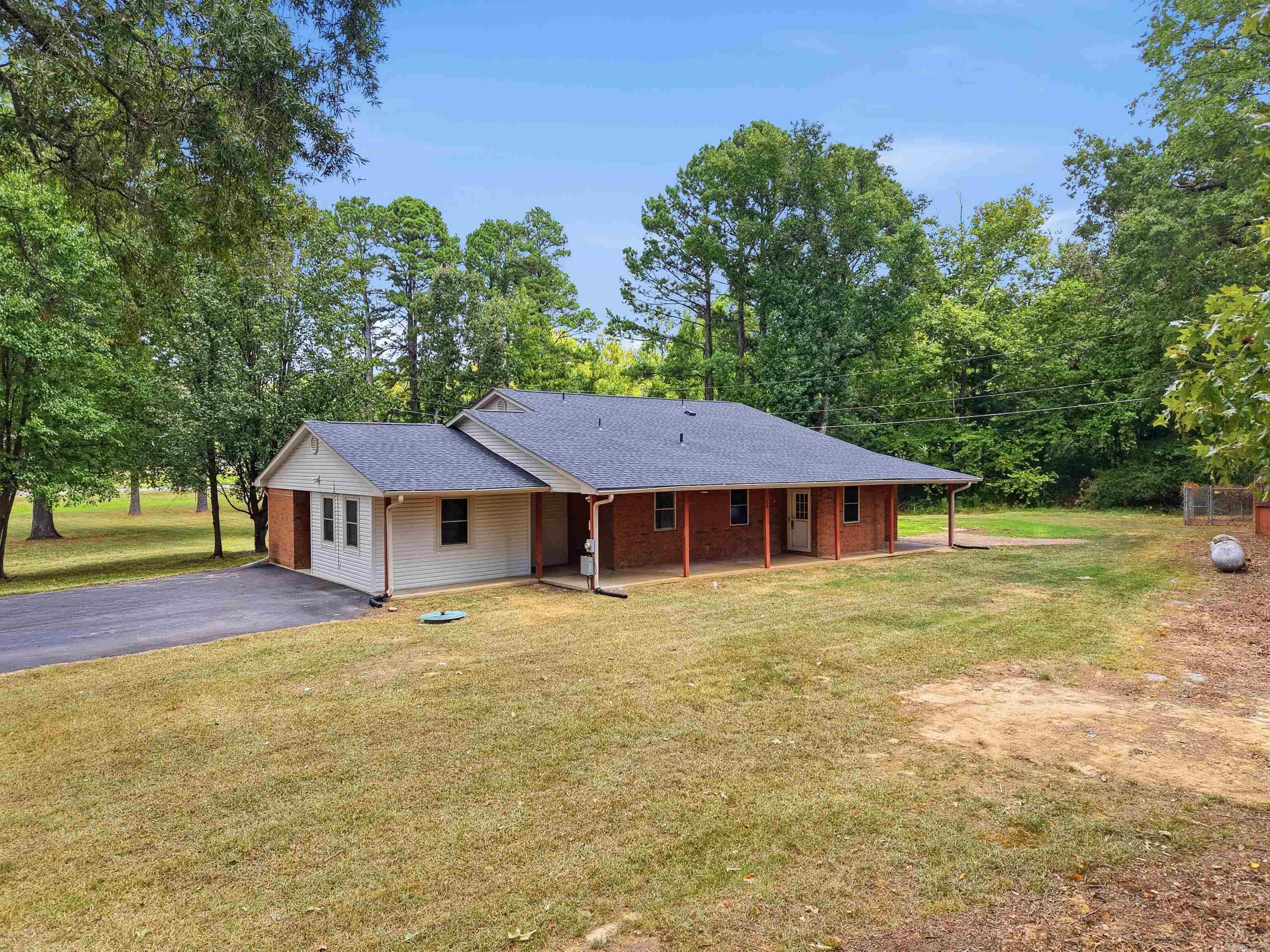 3202 Highway 290