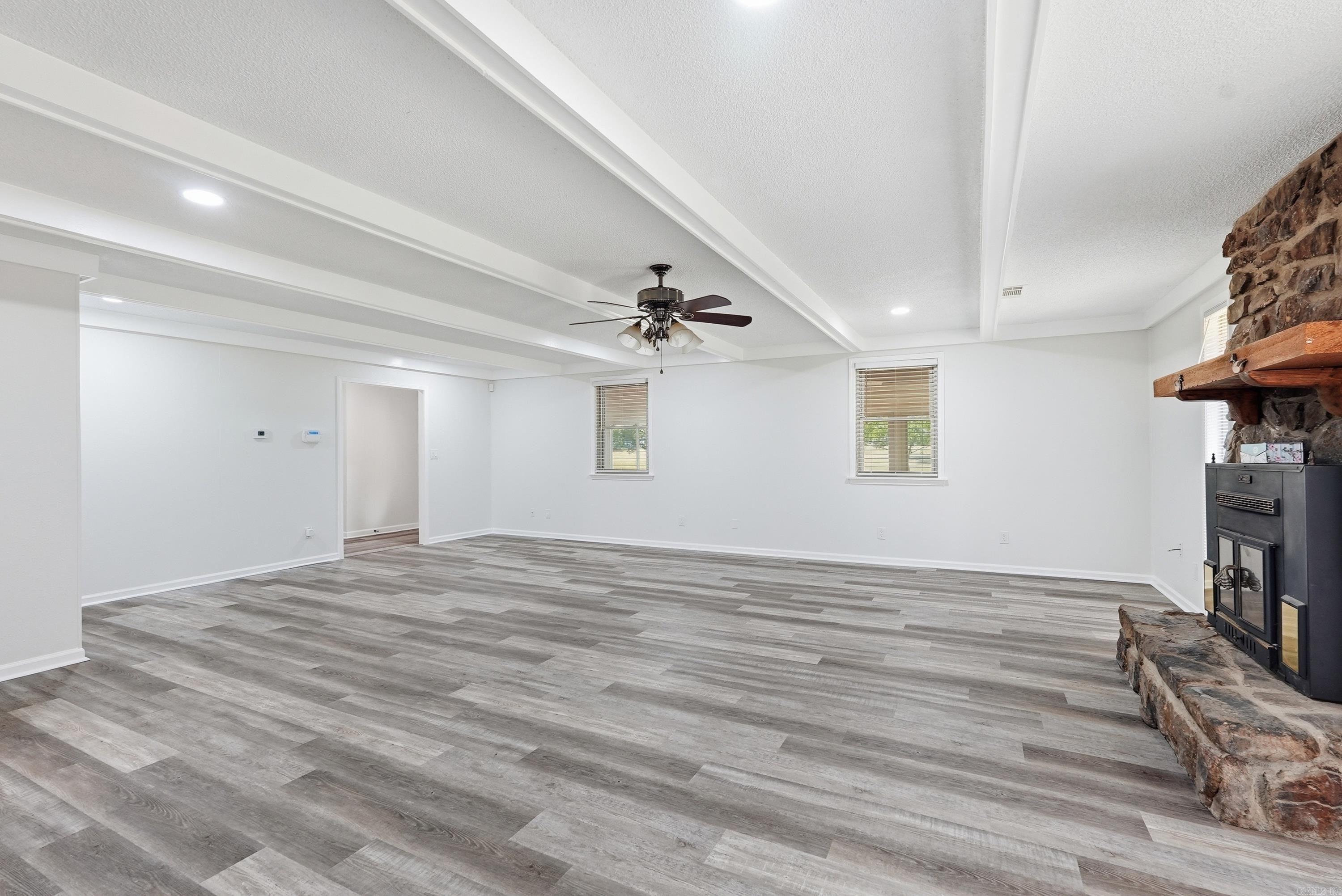 3202 Highway 290