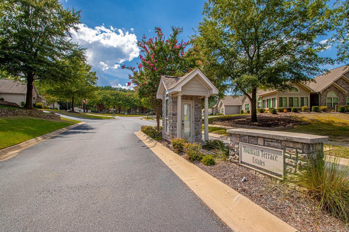 113 Mountain Terrace Circle