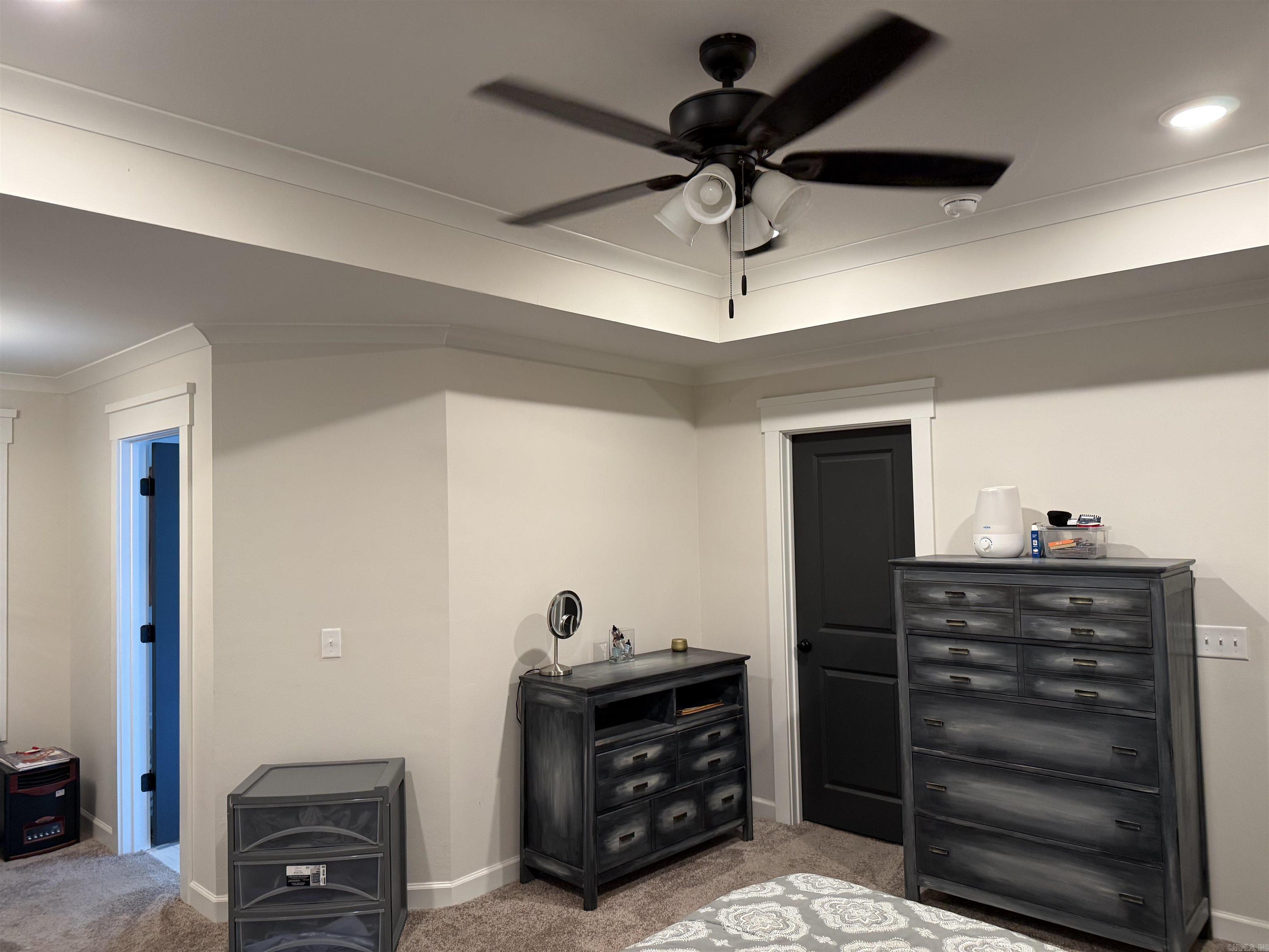 222 Promenade Cir