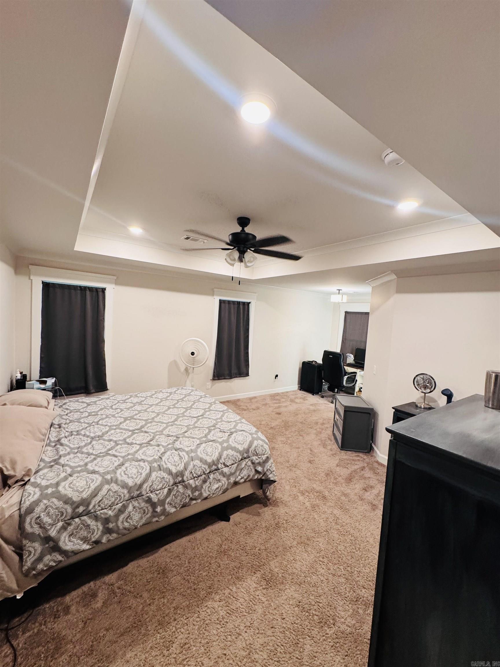 222 Promenade Cir