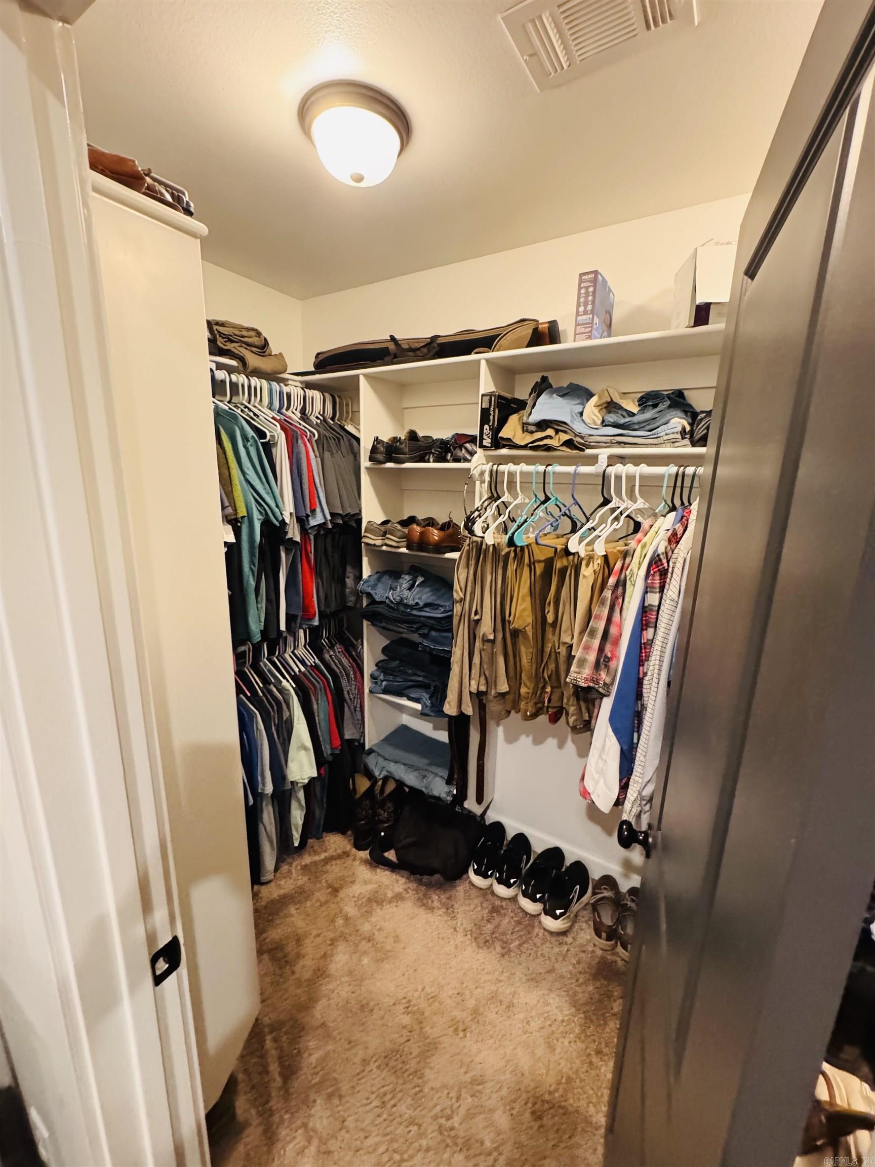 222 Promenade Cir