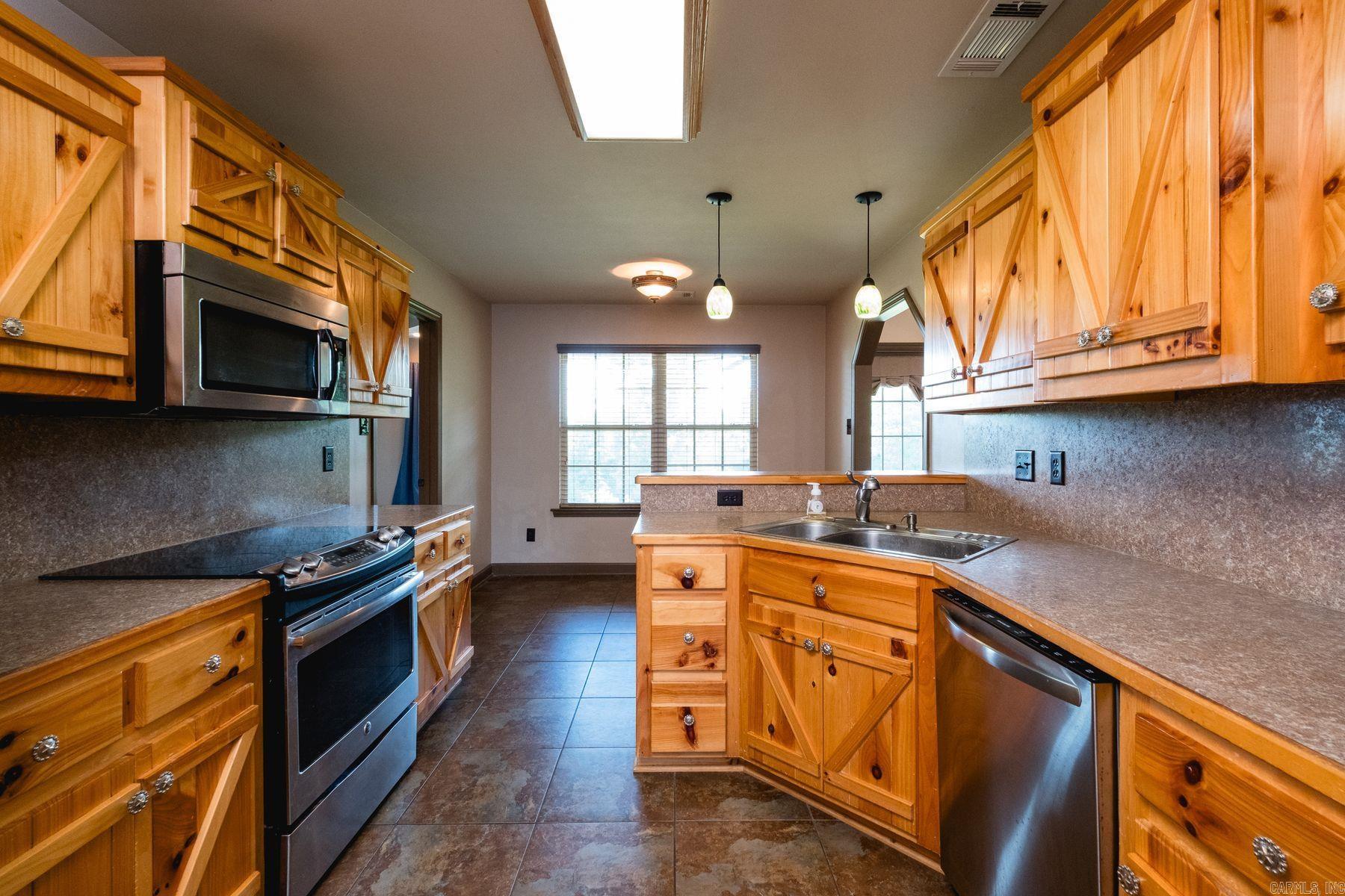 4951 Dixie Lane