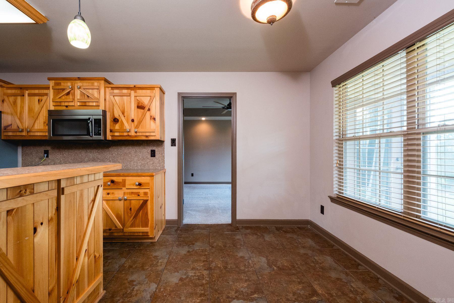 4951 Dixie Lane