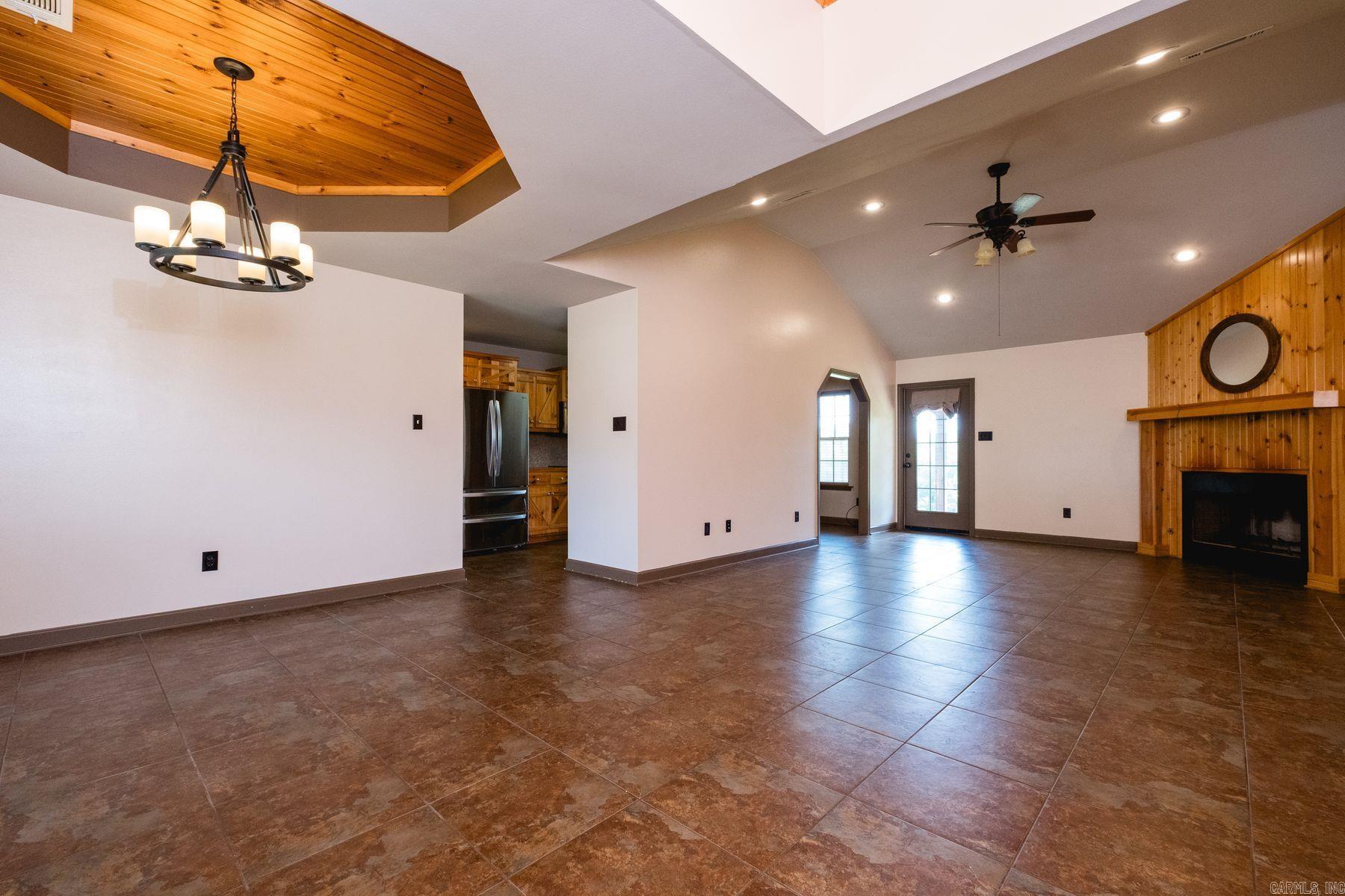 4951 Dixie Lane