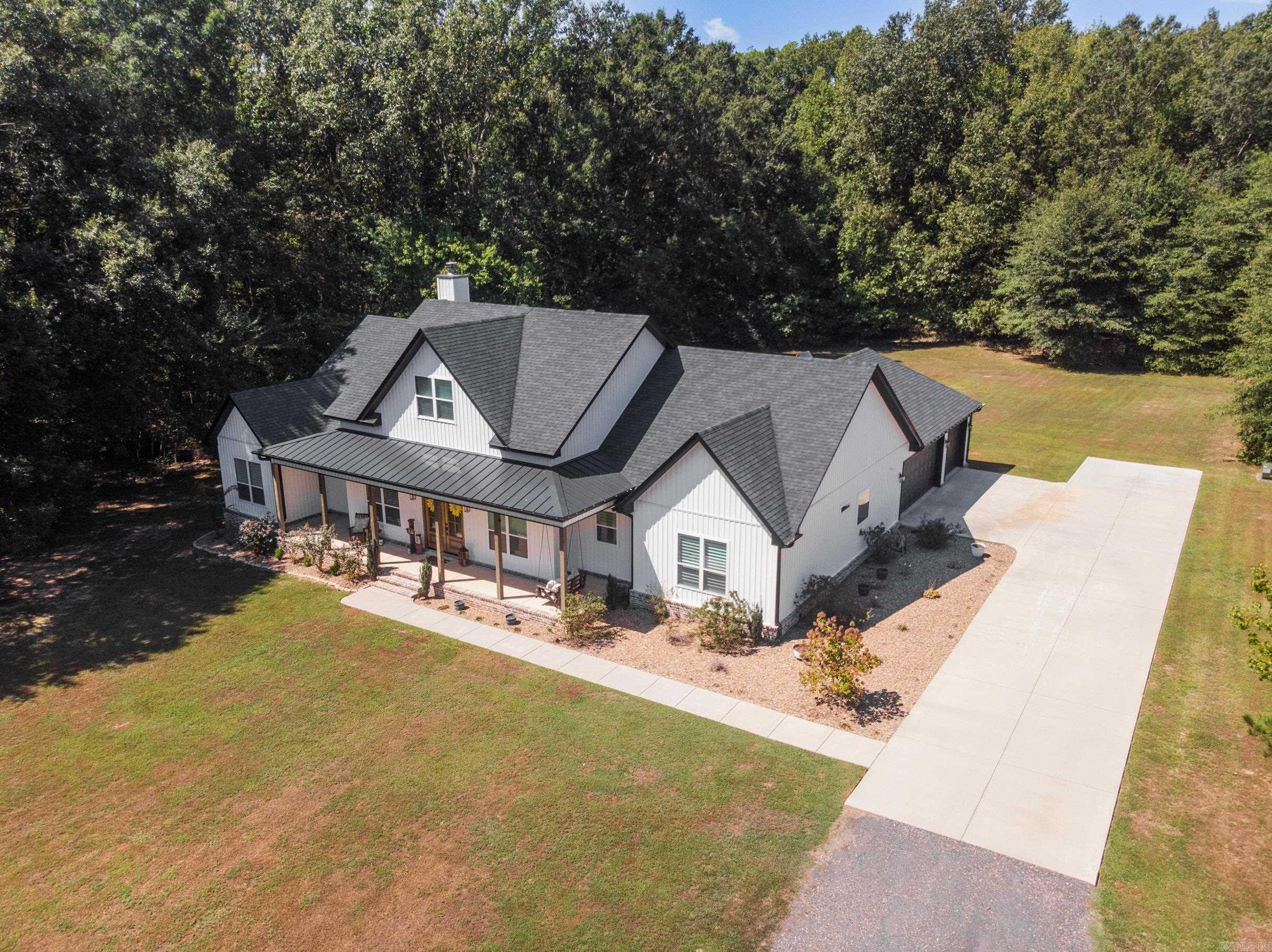 1084 Mahoney Road