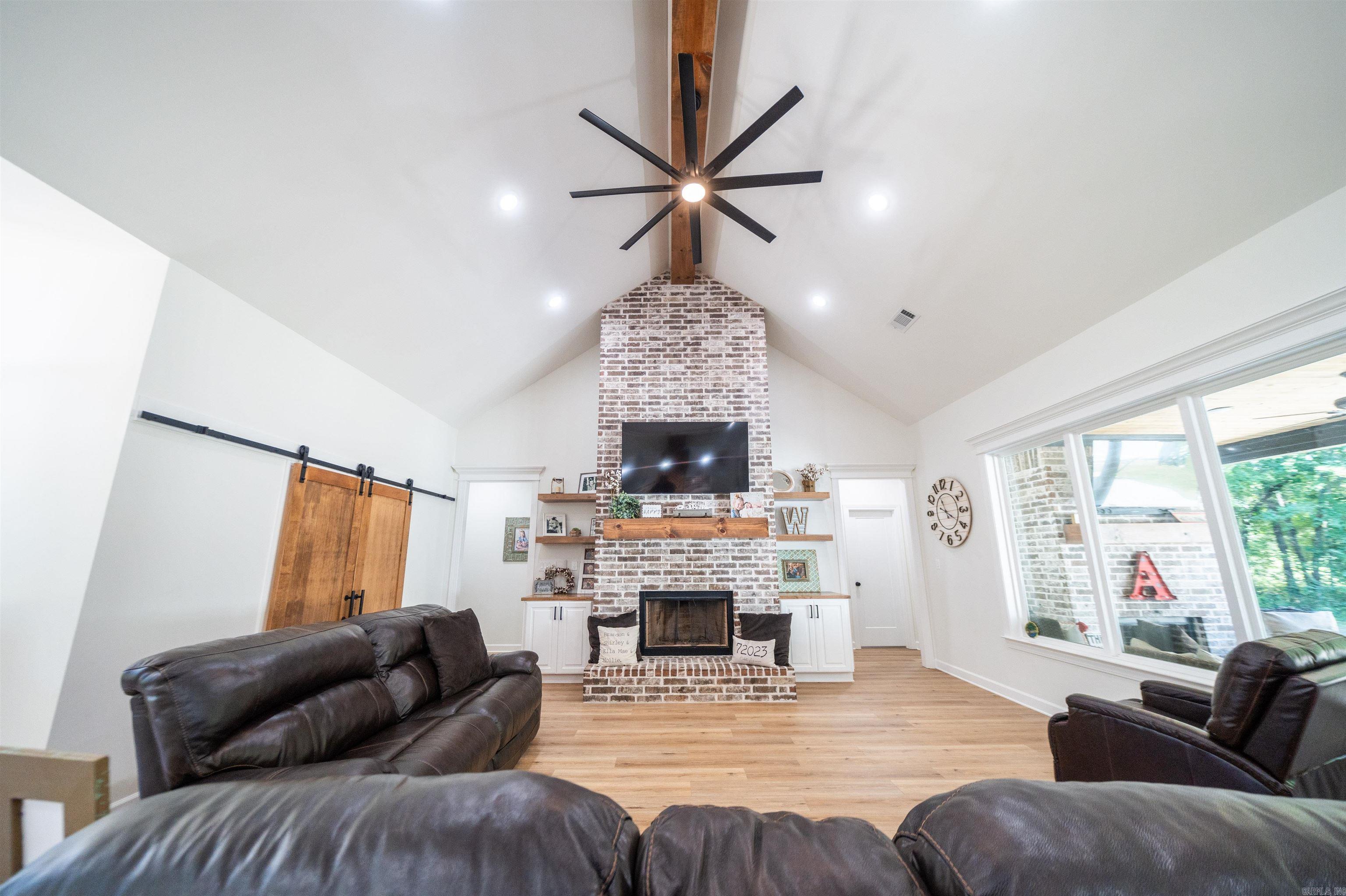 1084 Mahoney Road