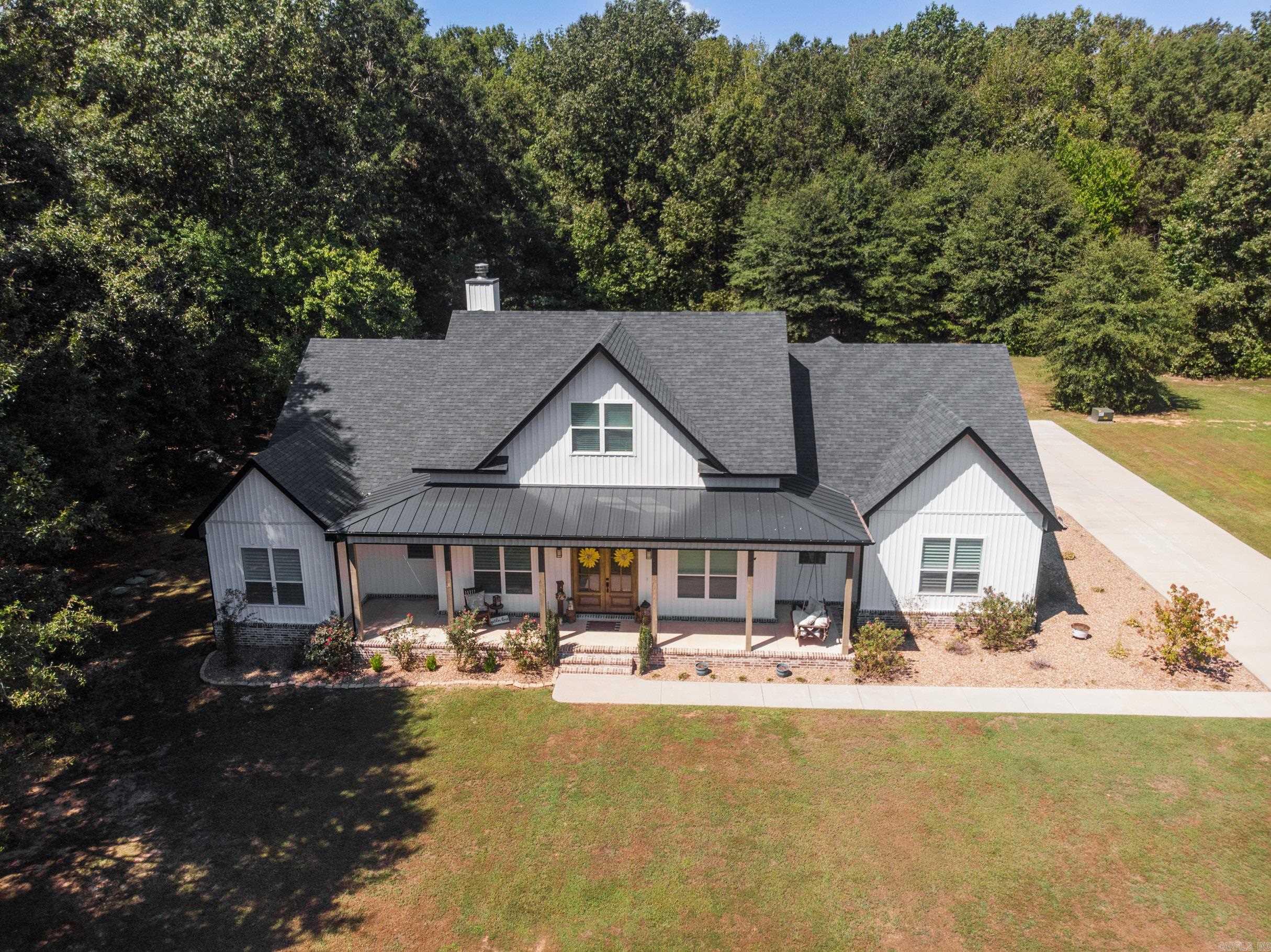 1084 Mahoney Road