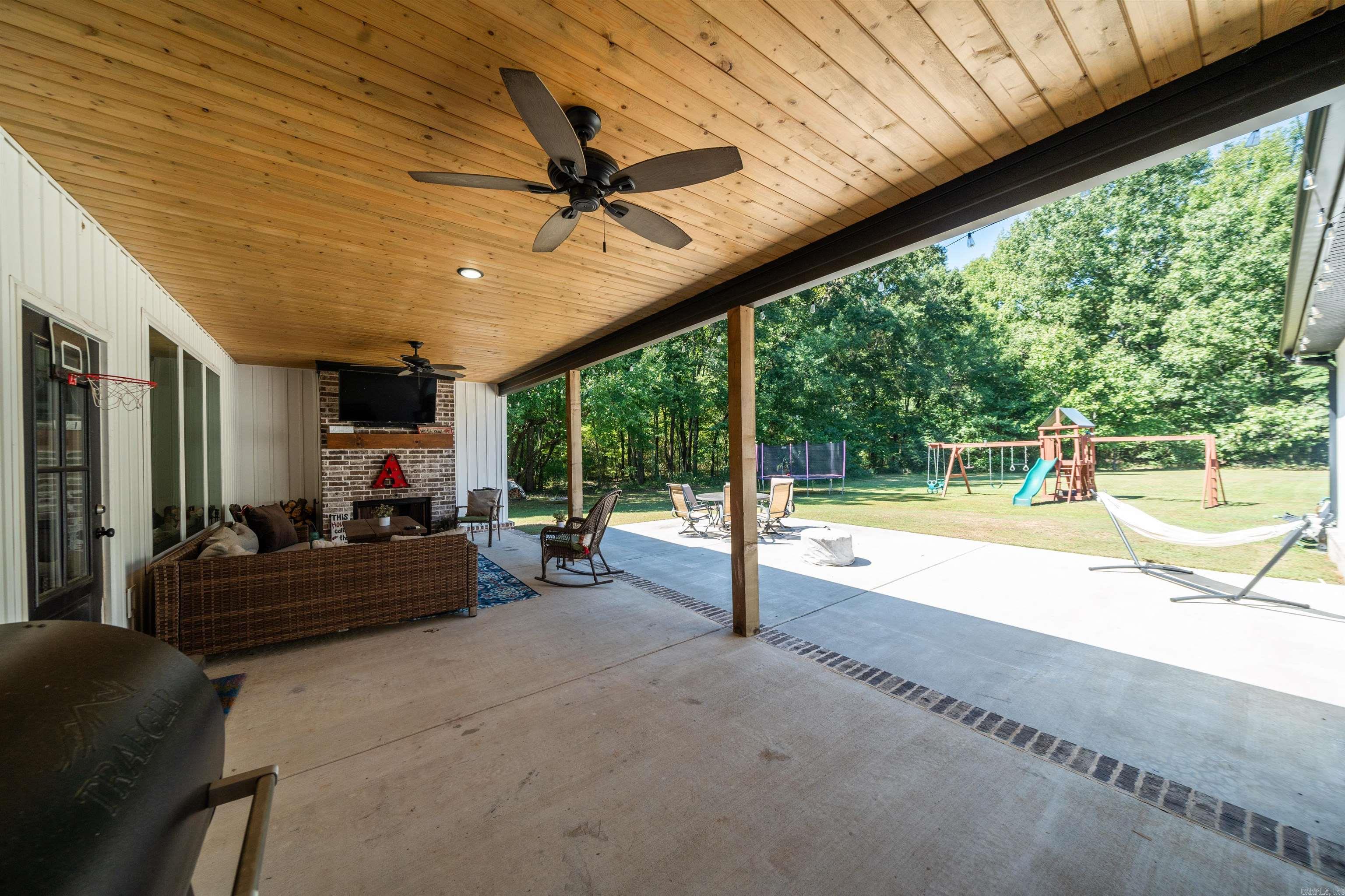 1084 Mahoney Road