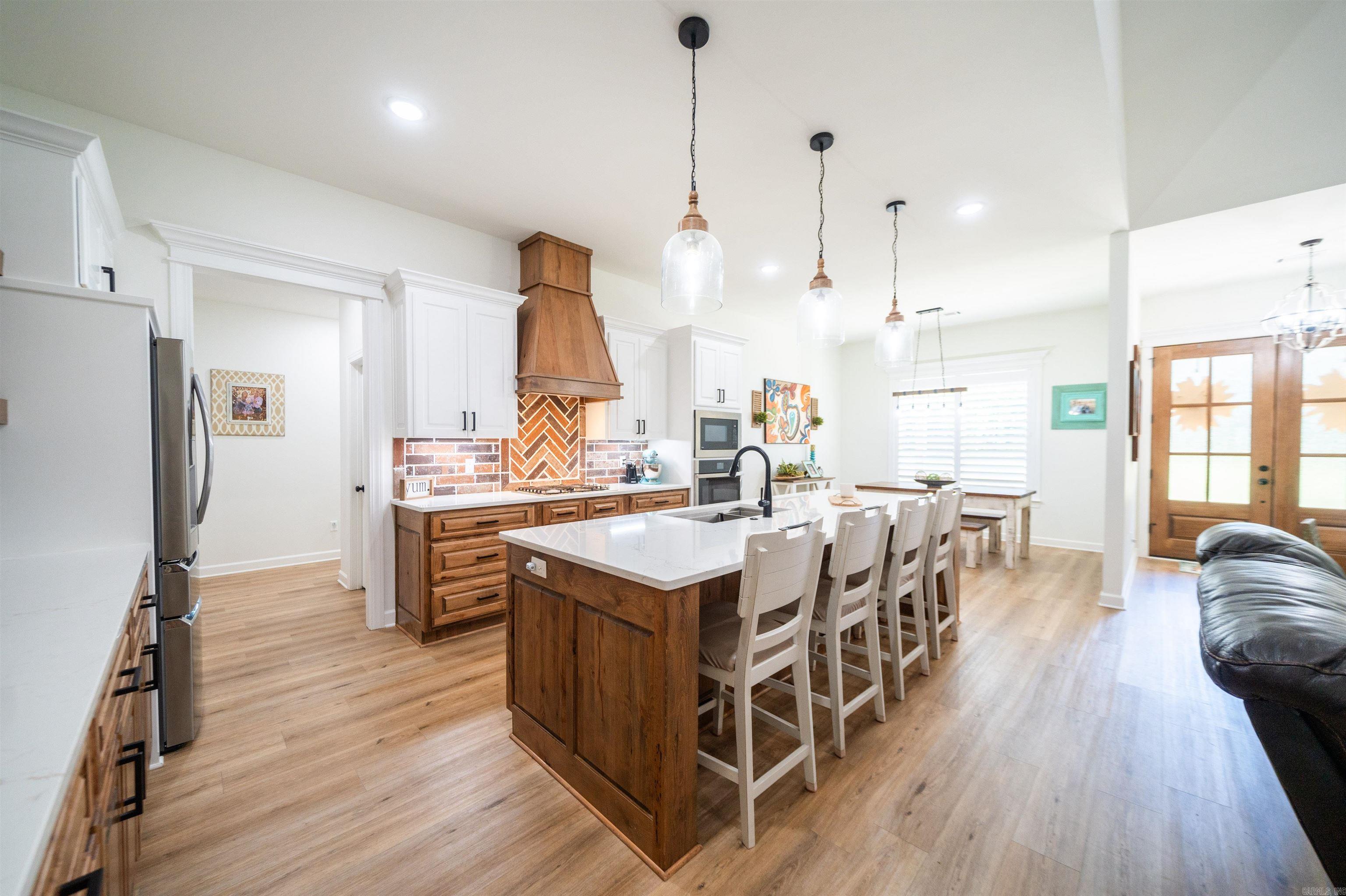 1084 Mahoney Road