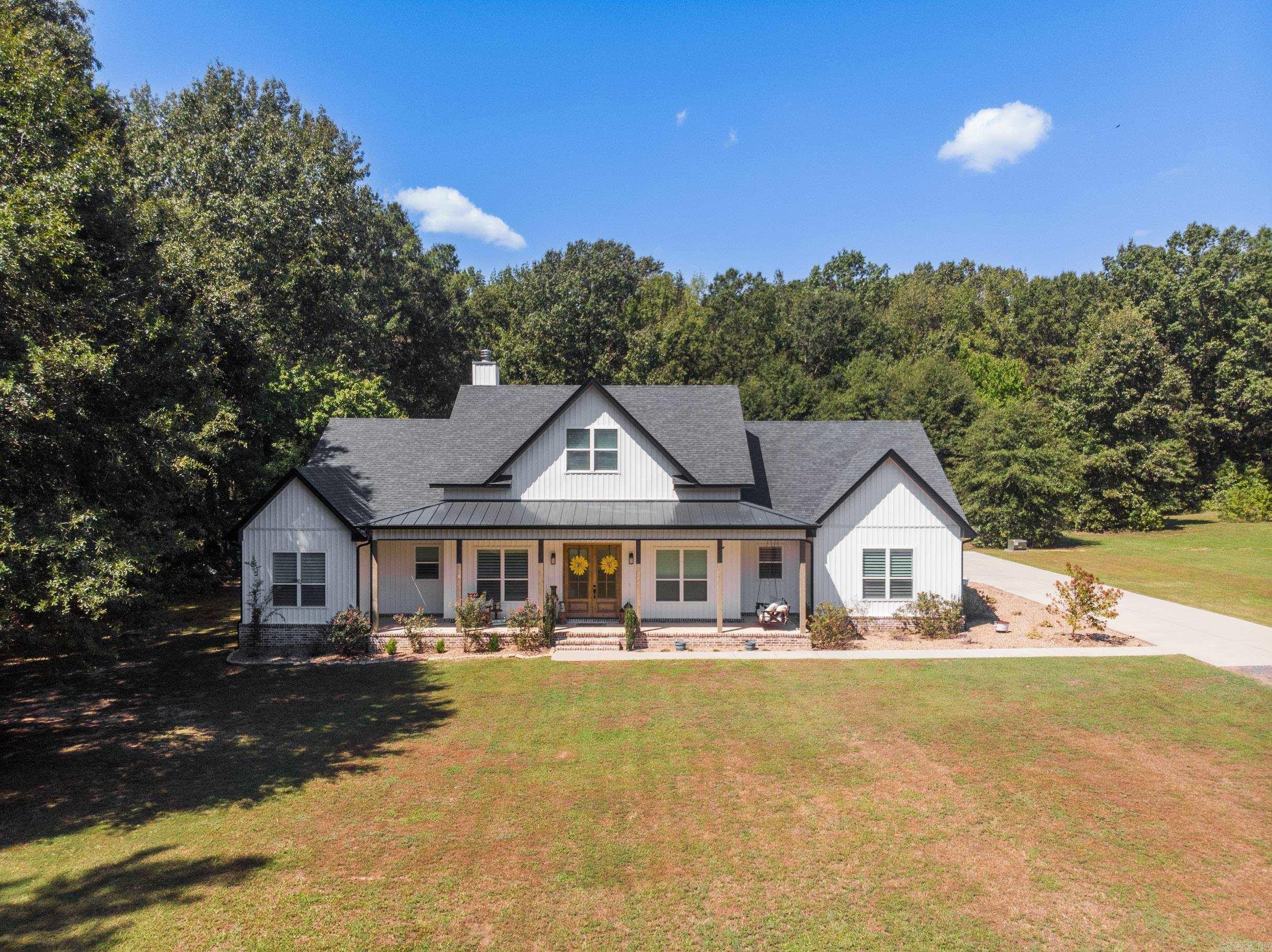 1084 Mahoney Road