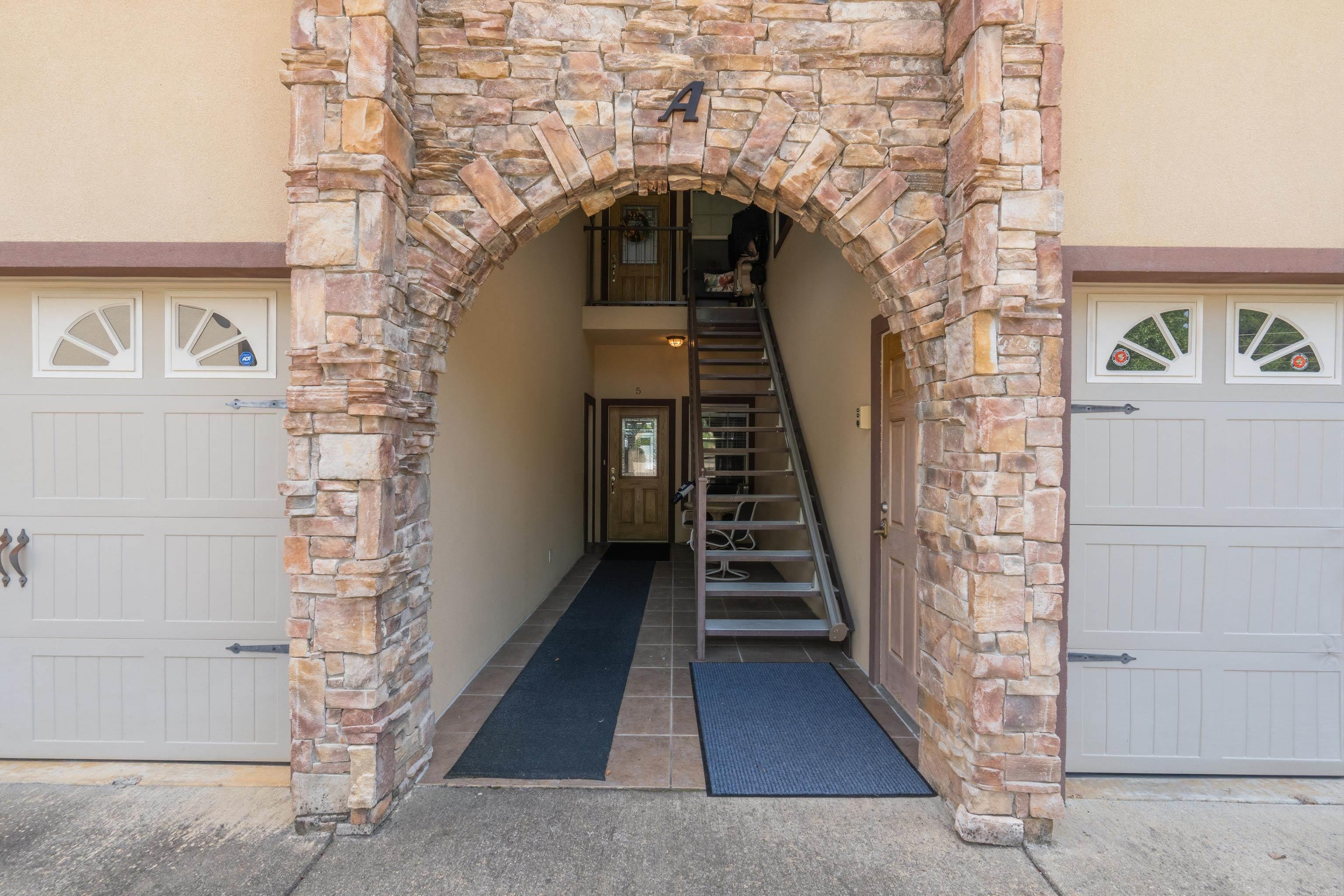 5201 Albert Pike Road, Unit A-5 Road Unit: A-5