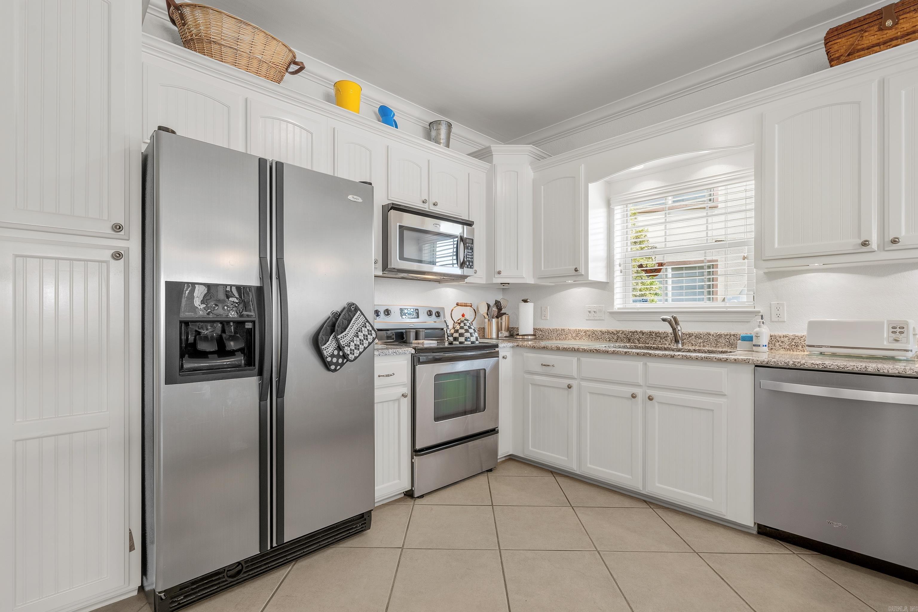 5201 Albert Pike Road, Unit A-5 Road Unit: A-5