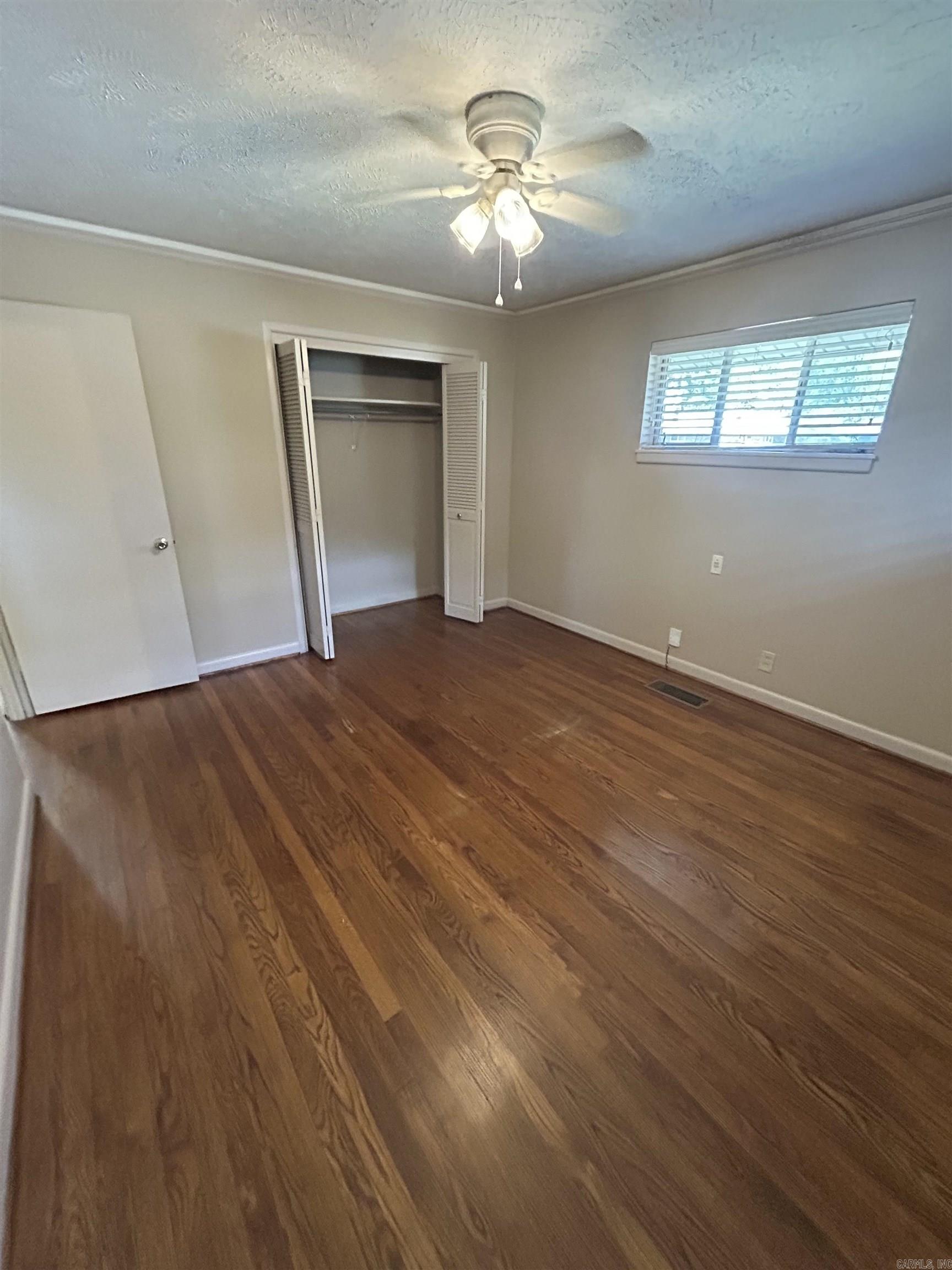 39 Broadmoor Dr