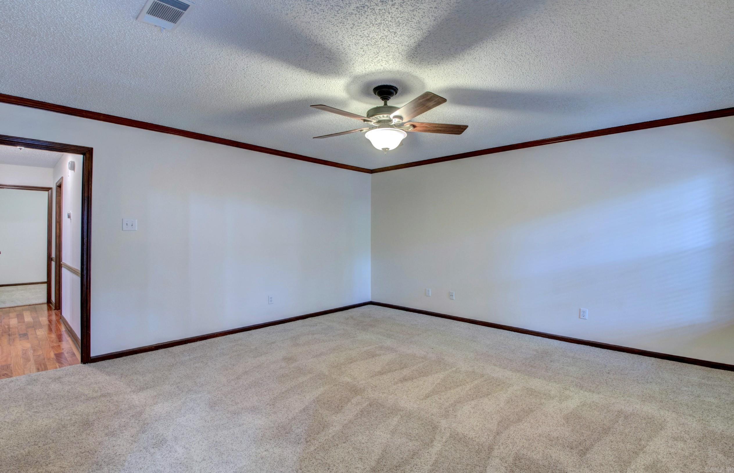5 Suwannee Cove