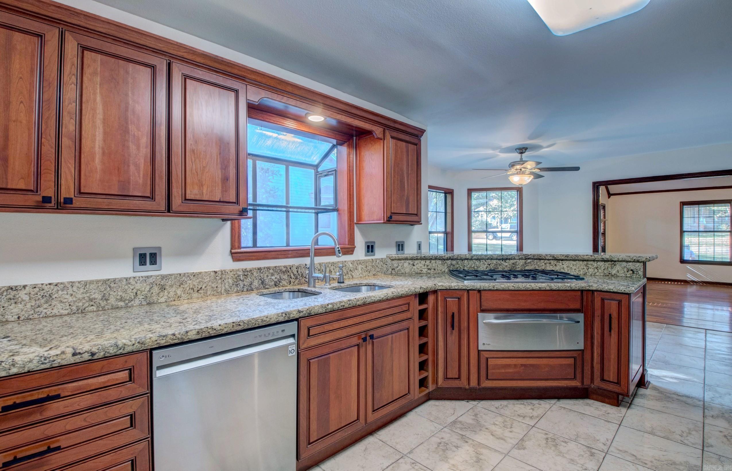 5 Suwannee Cove