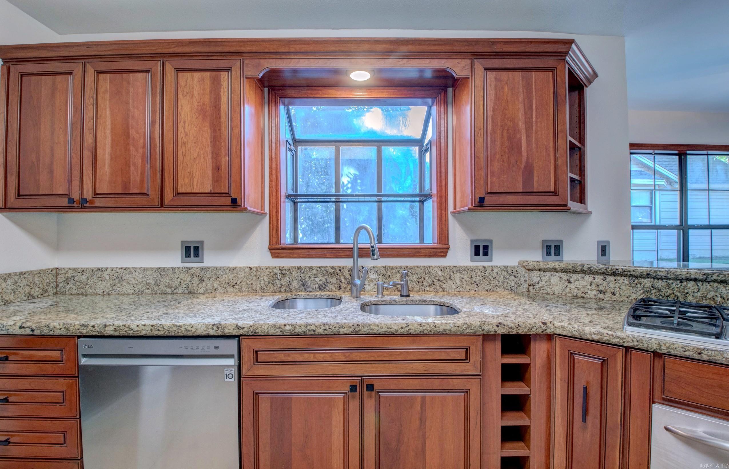5 Suwannee Cove