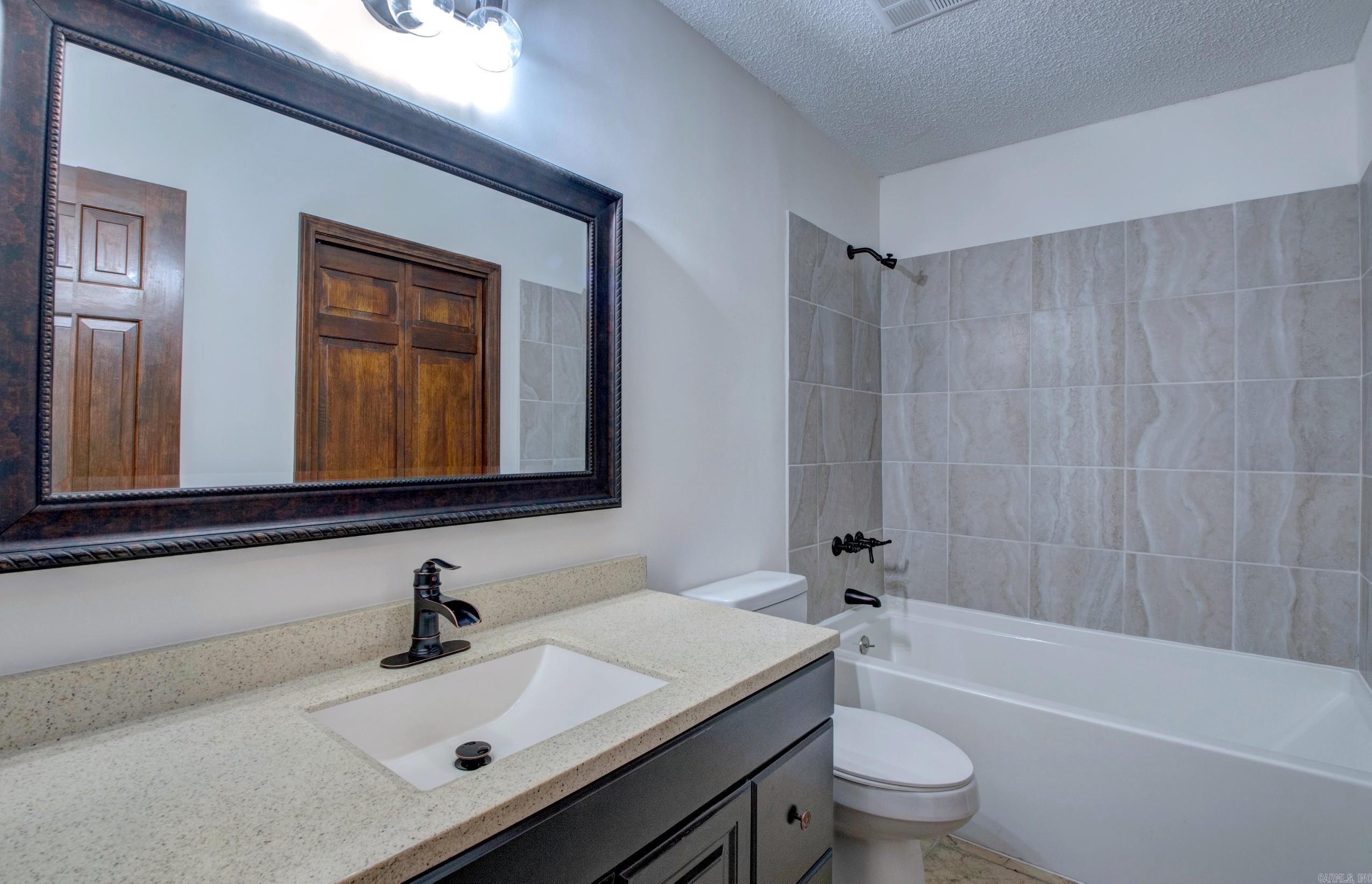 5 Suwannee Cove