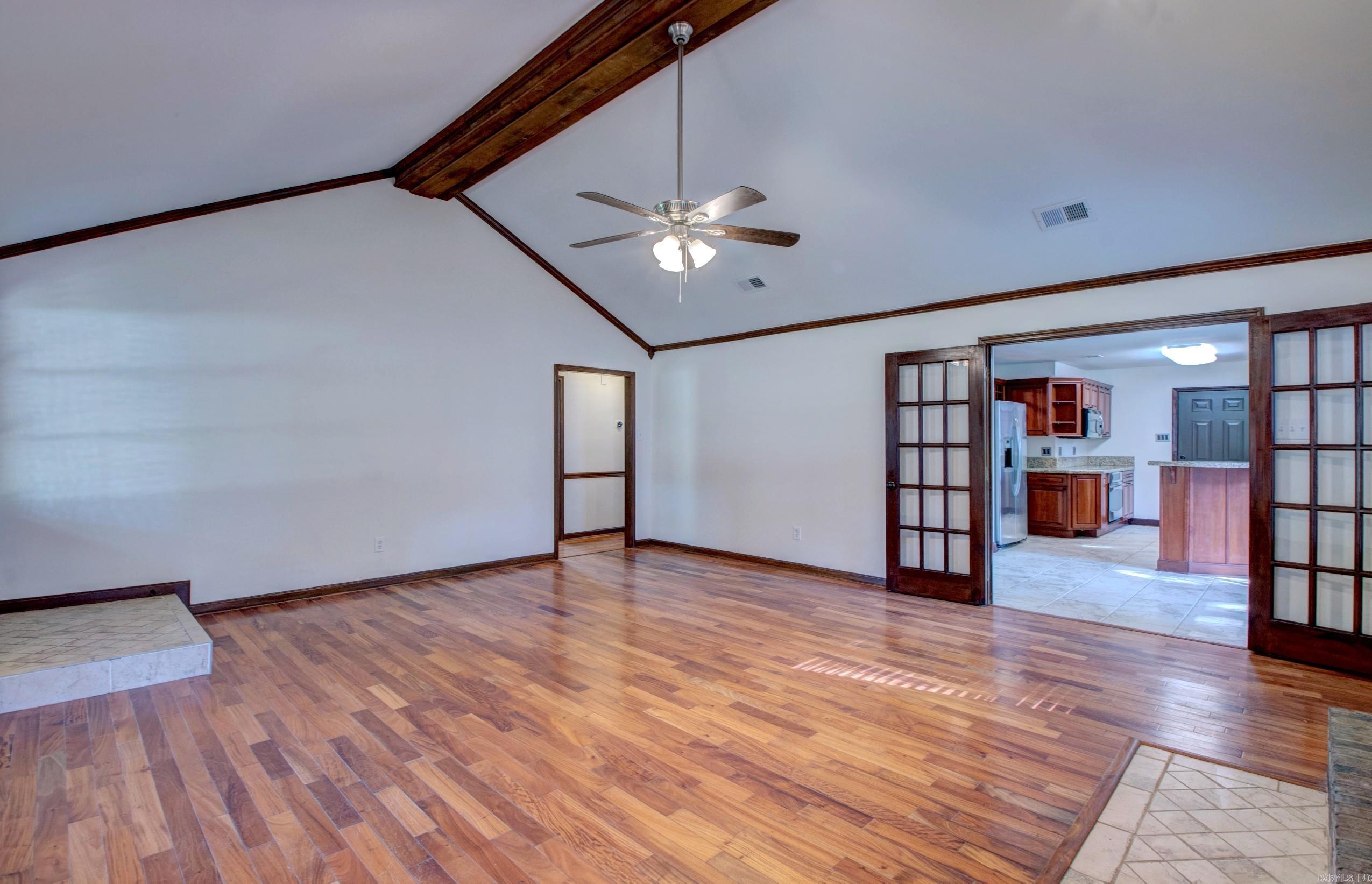 5 Suwannee Cove