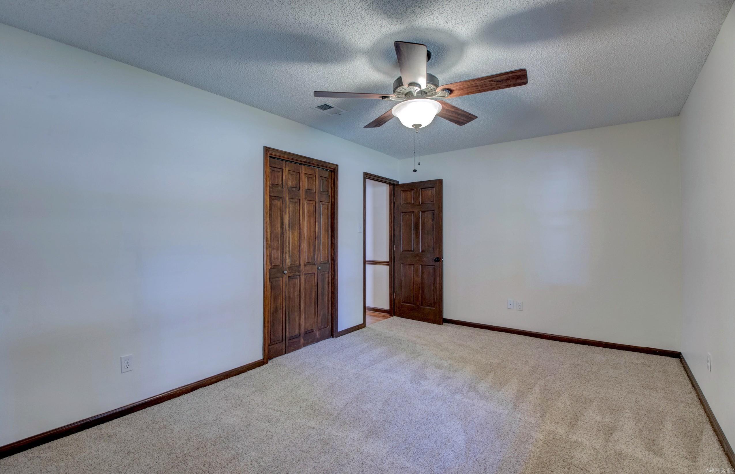5 Suwannee Cove