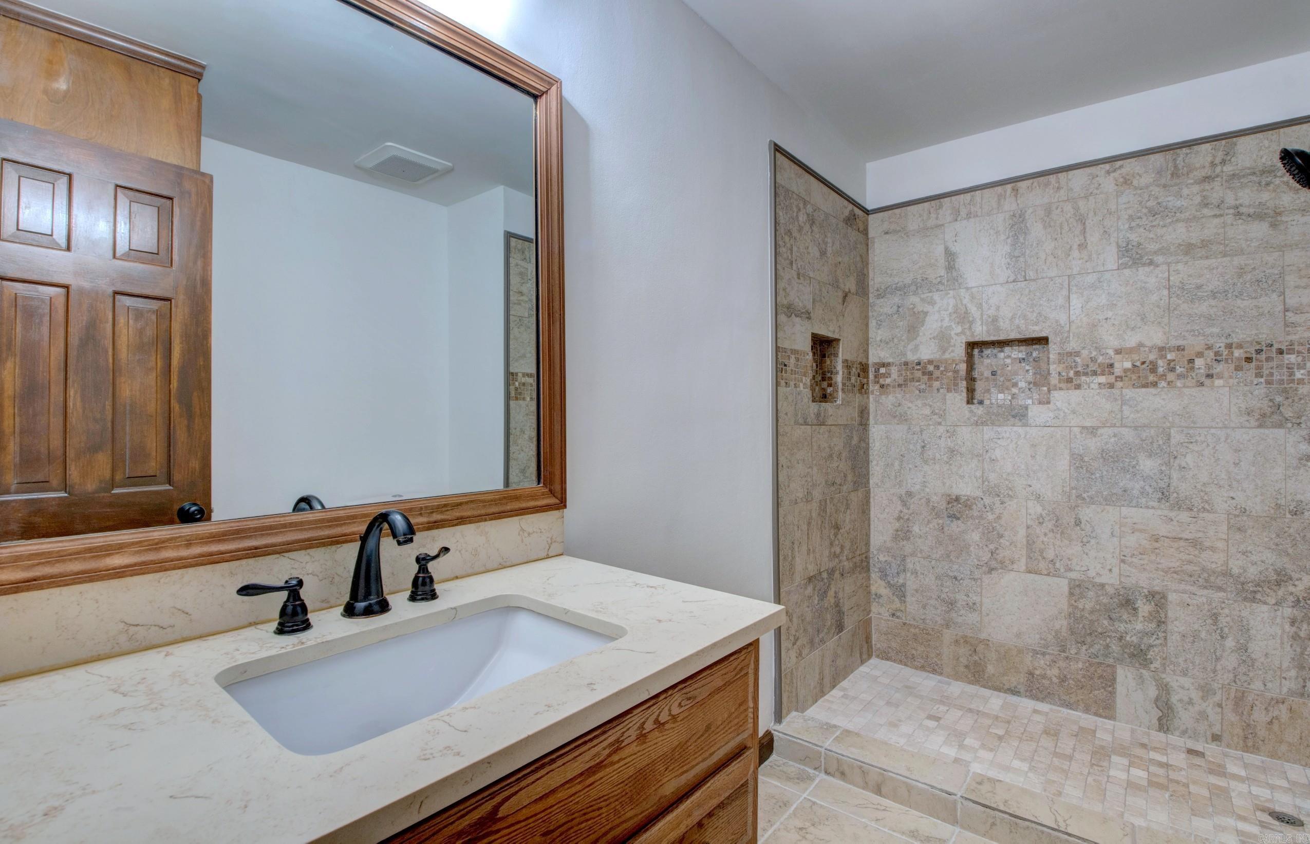 5 Suwannee Cove