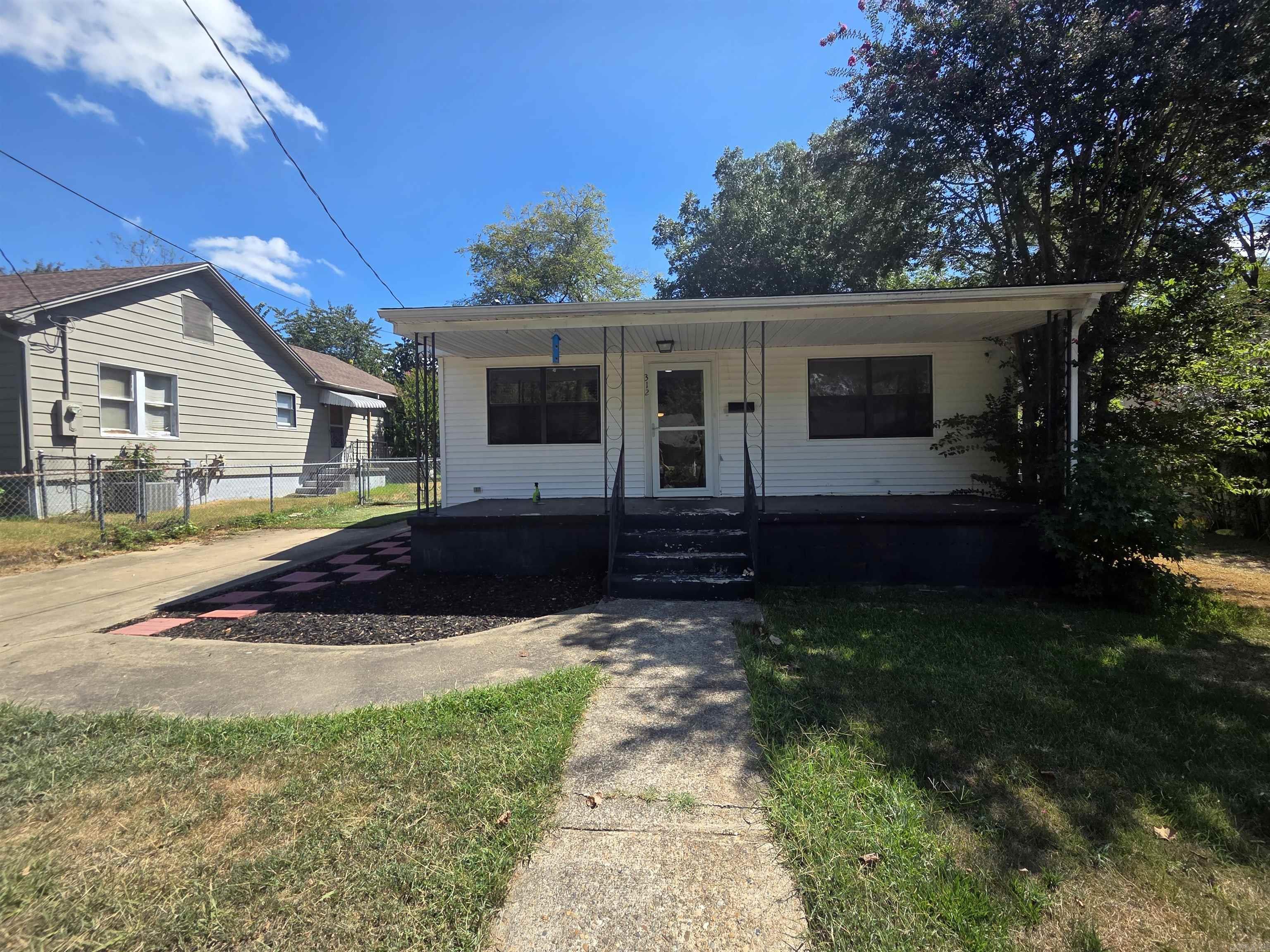 312 Gardner Street
