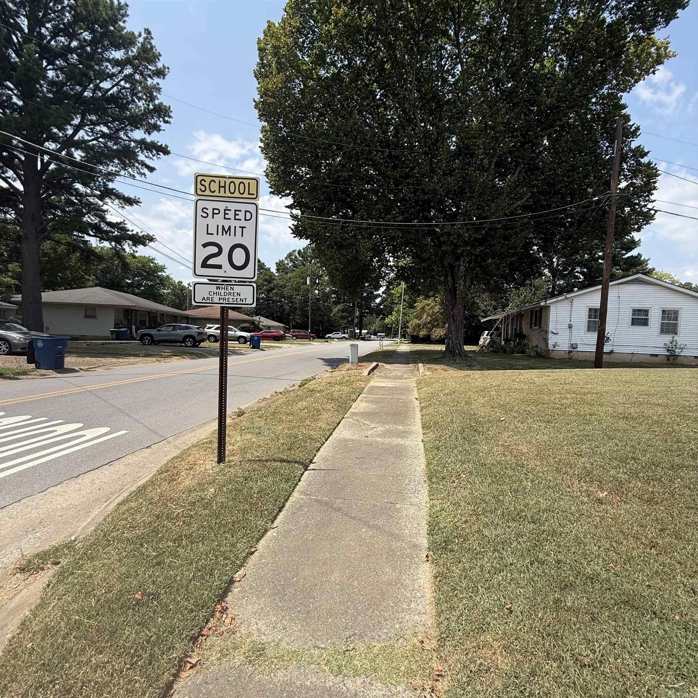 00 Sweet Rose Lane