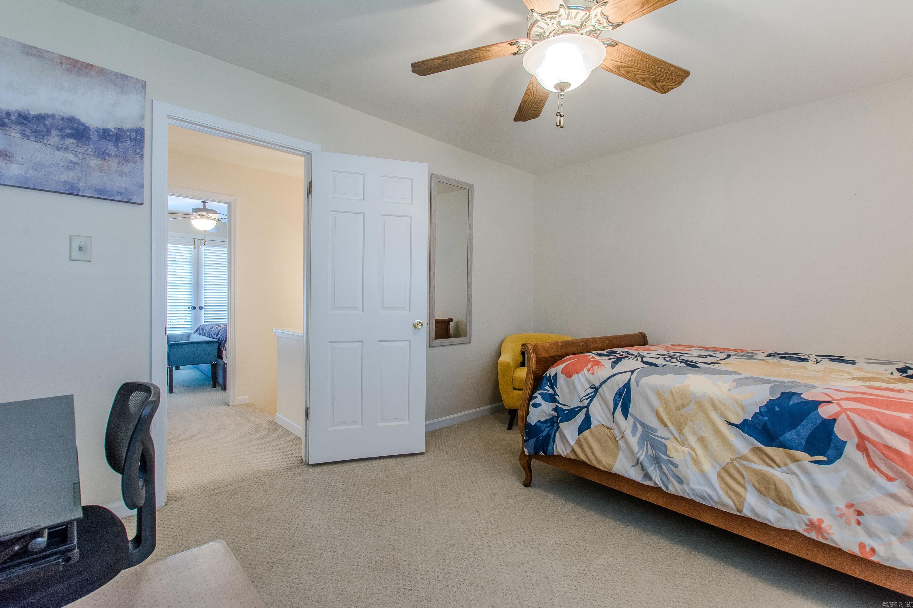 8 Kingsbridge Way Unit: Apt 8