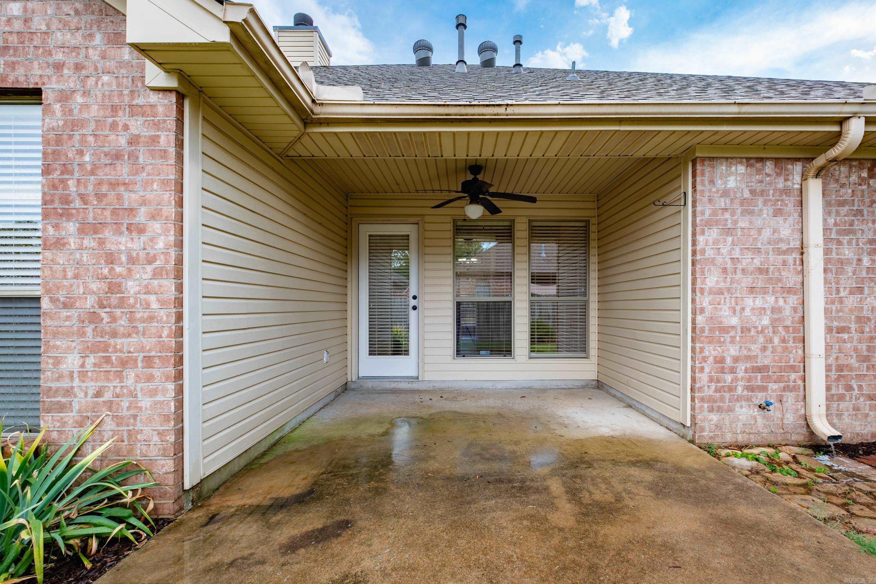 211 Chantilly Circle