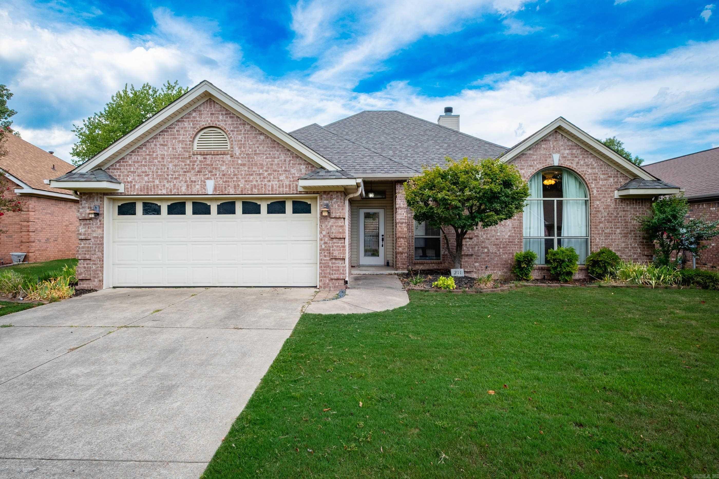 211 Chantilly Circle
