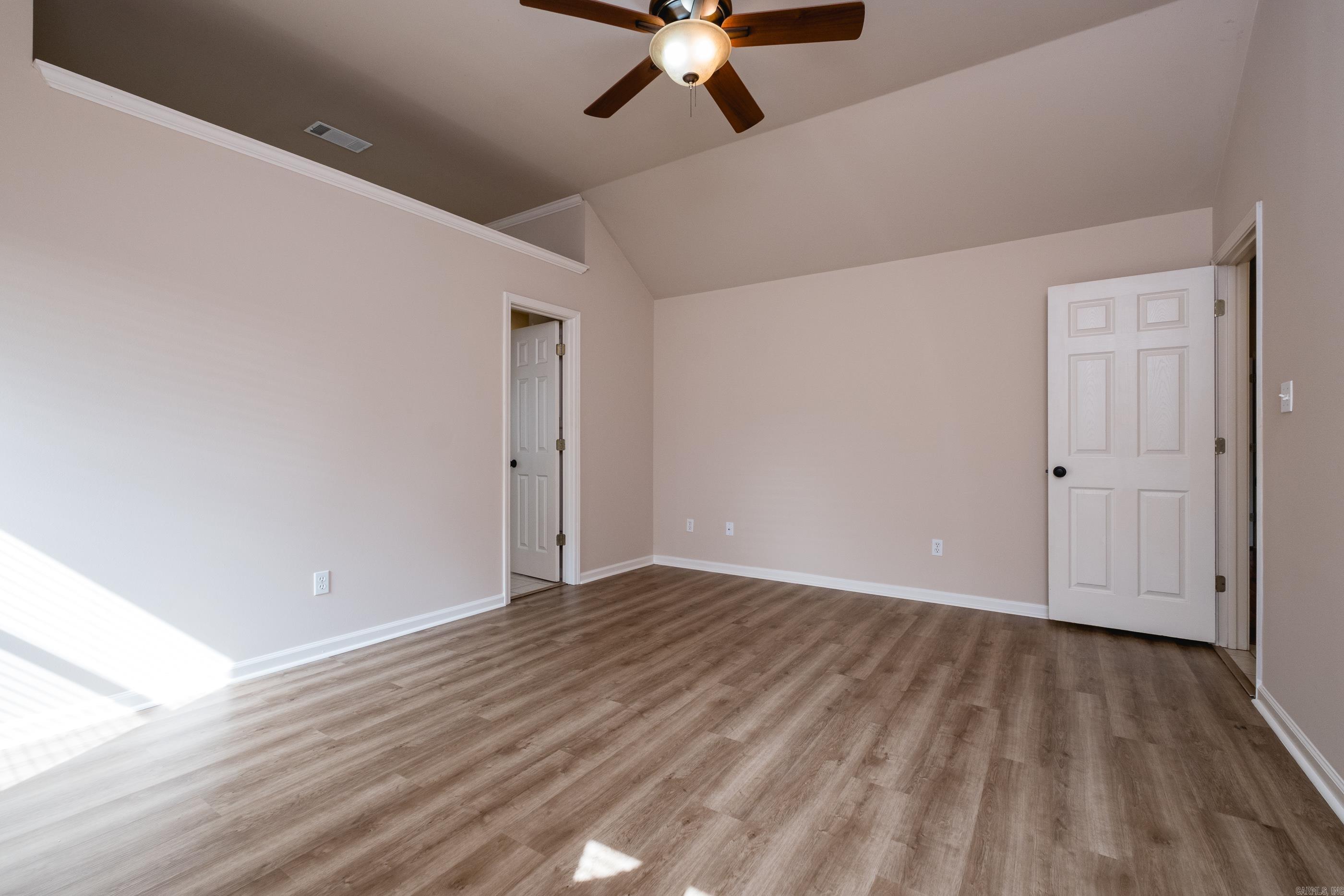 211 Chantilly Circle