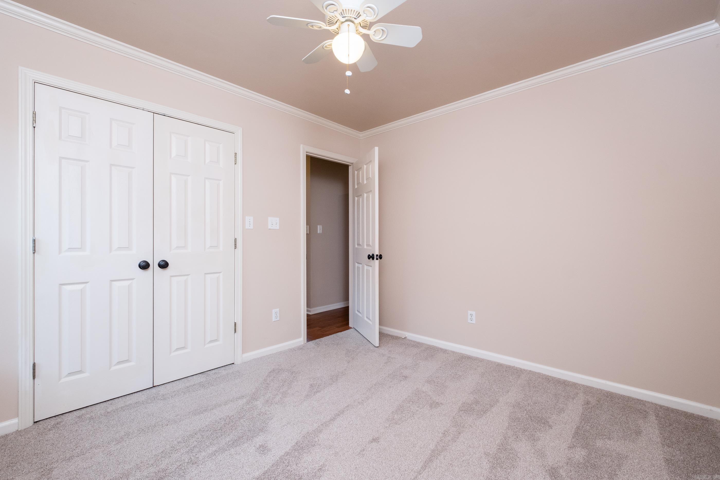 211 Chantilly Circle
