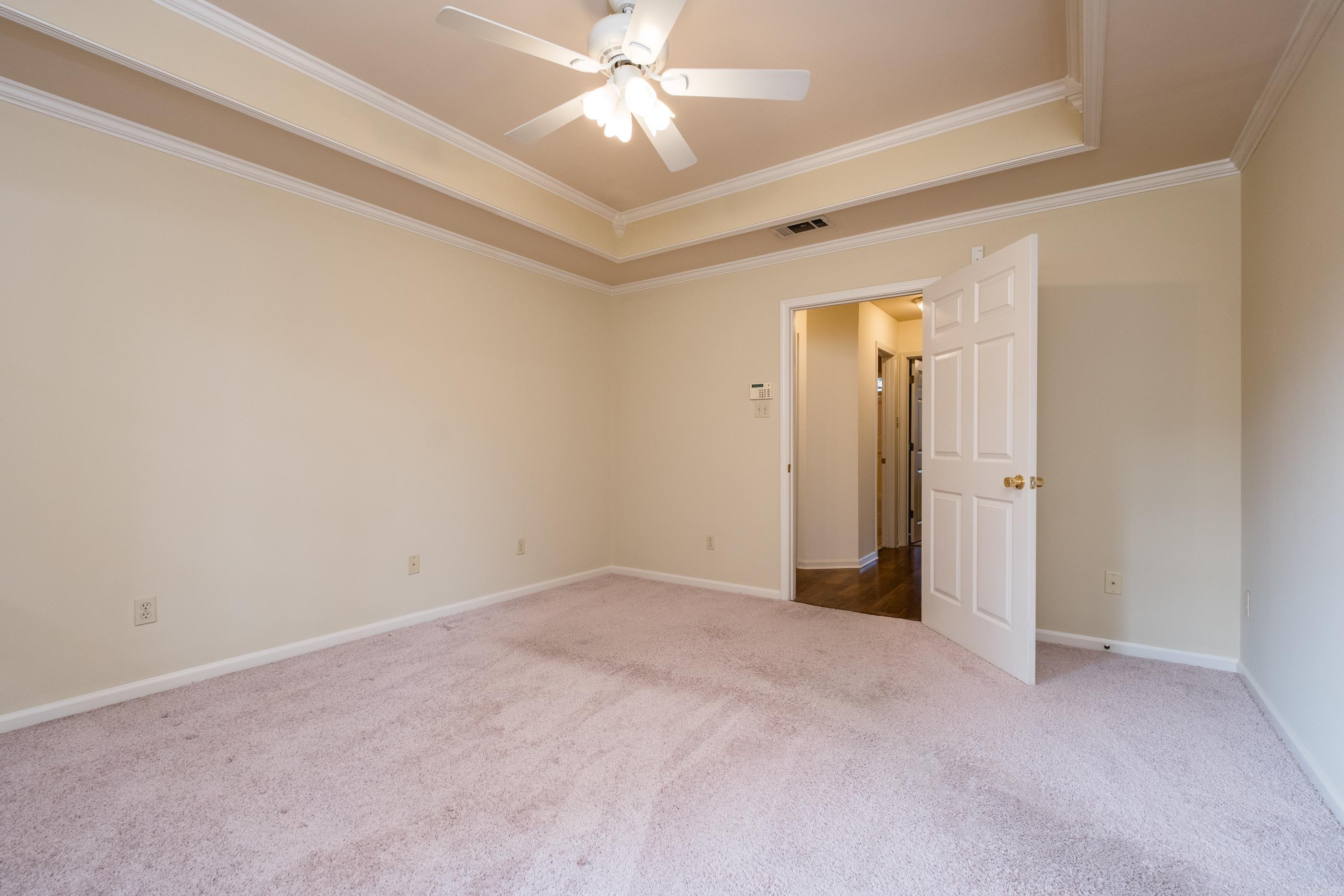 210 Chantilly Circle