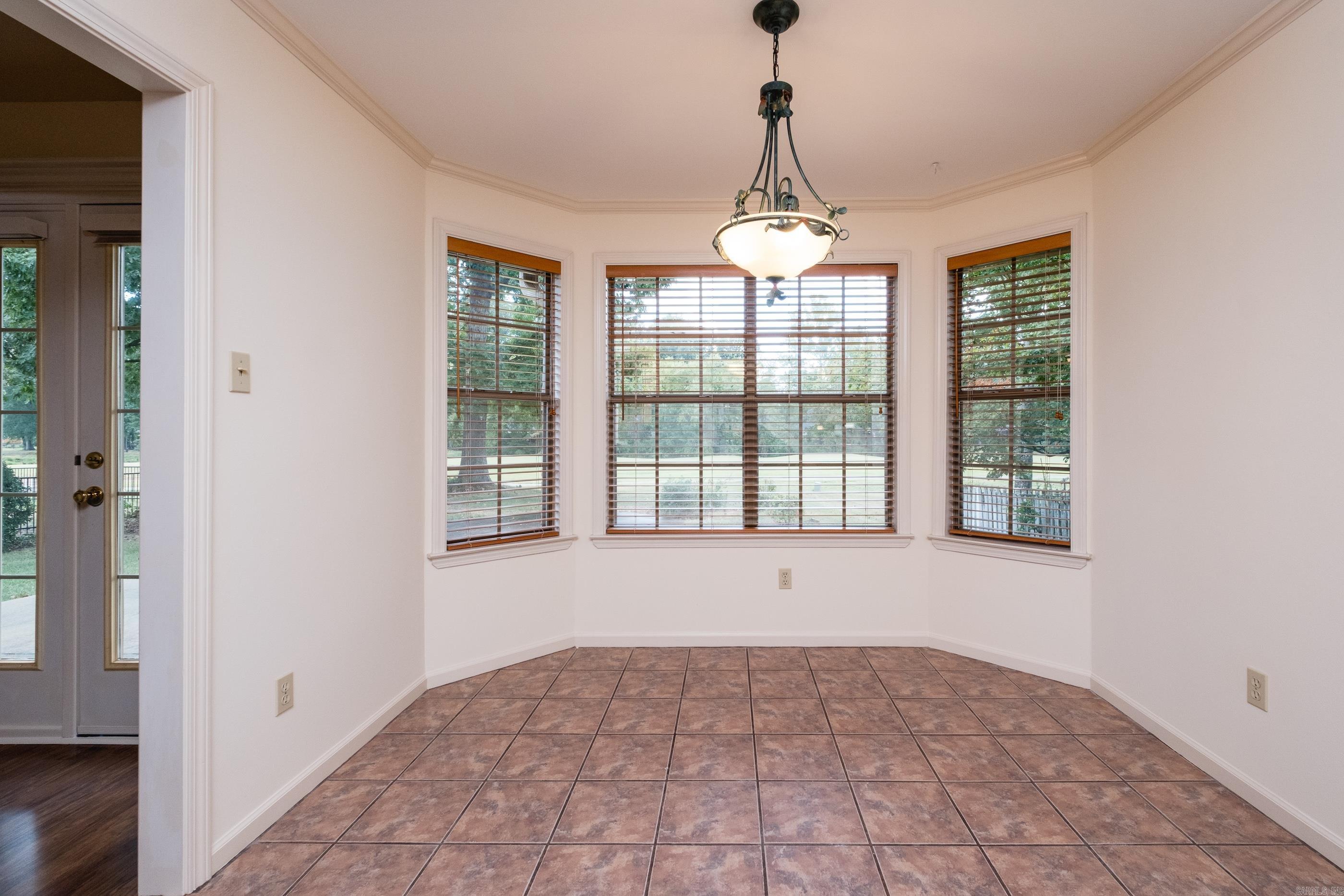 210 Chantilly Circle