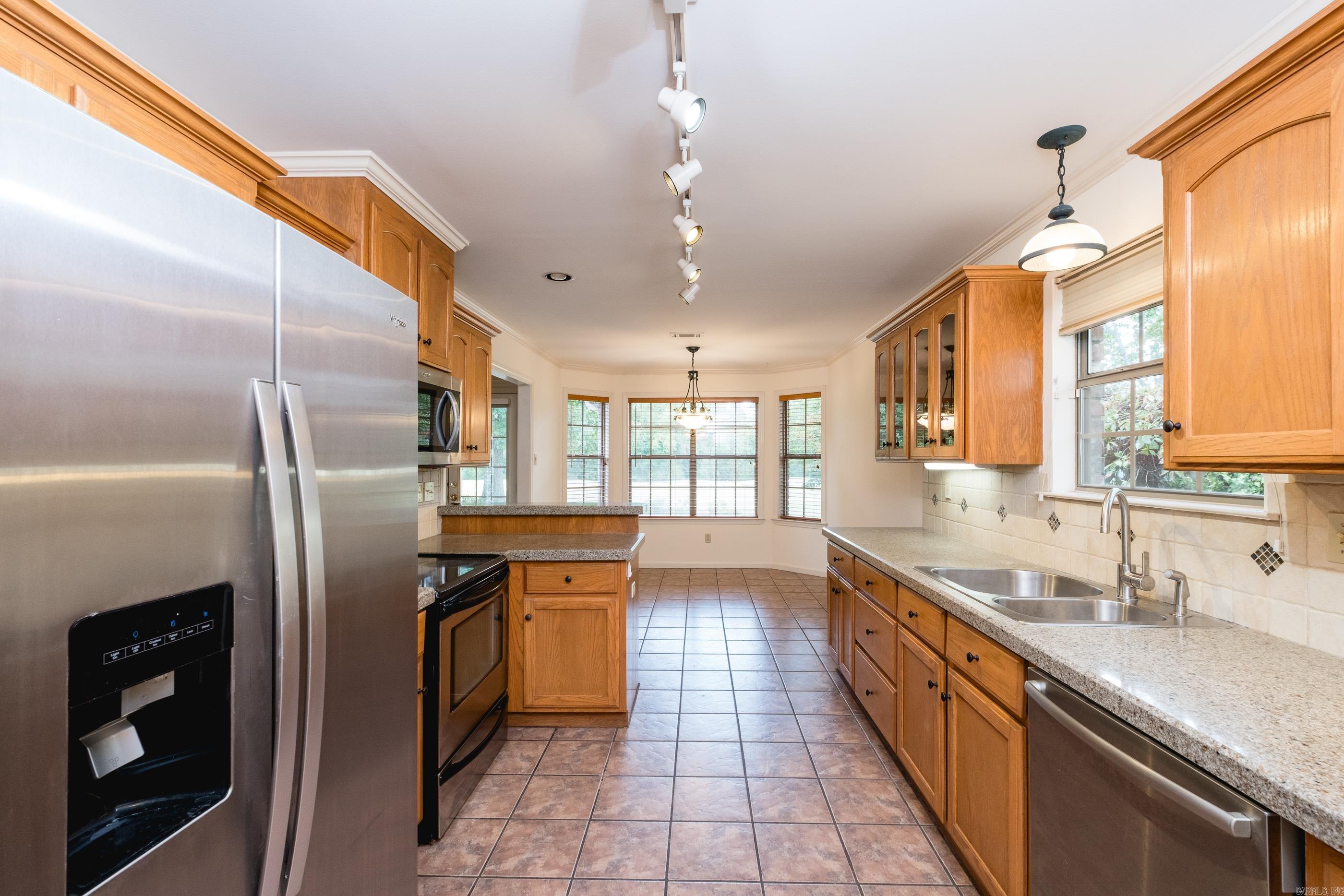 210 Chantilly Circle