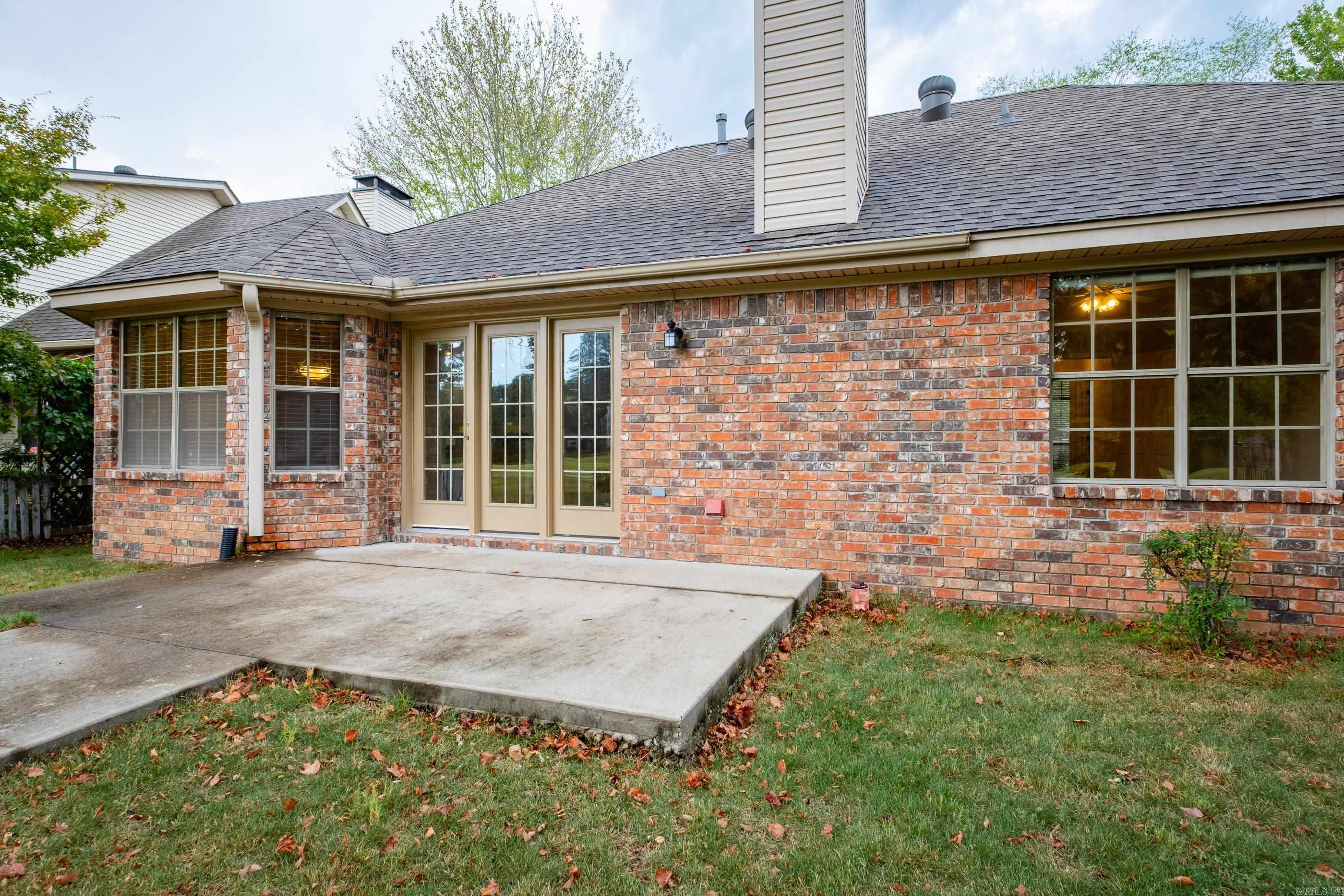 210 Chantilly Circle