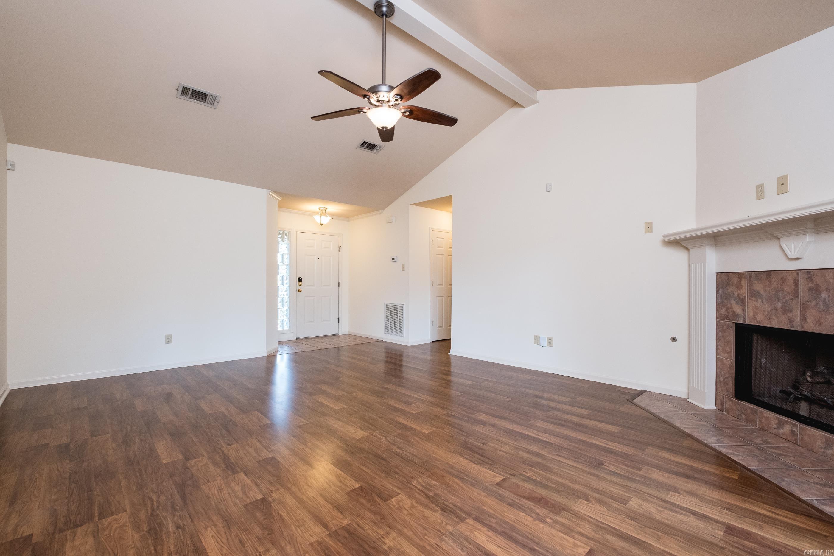 210 Chantilly Circle