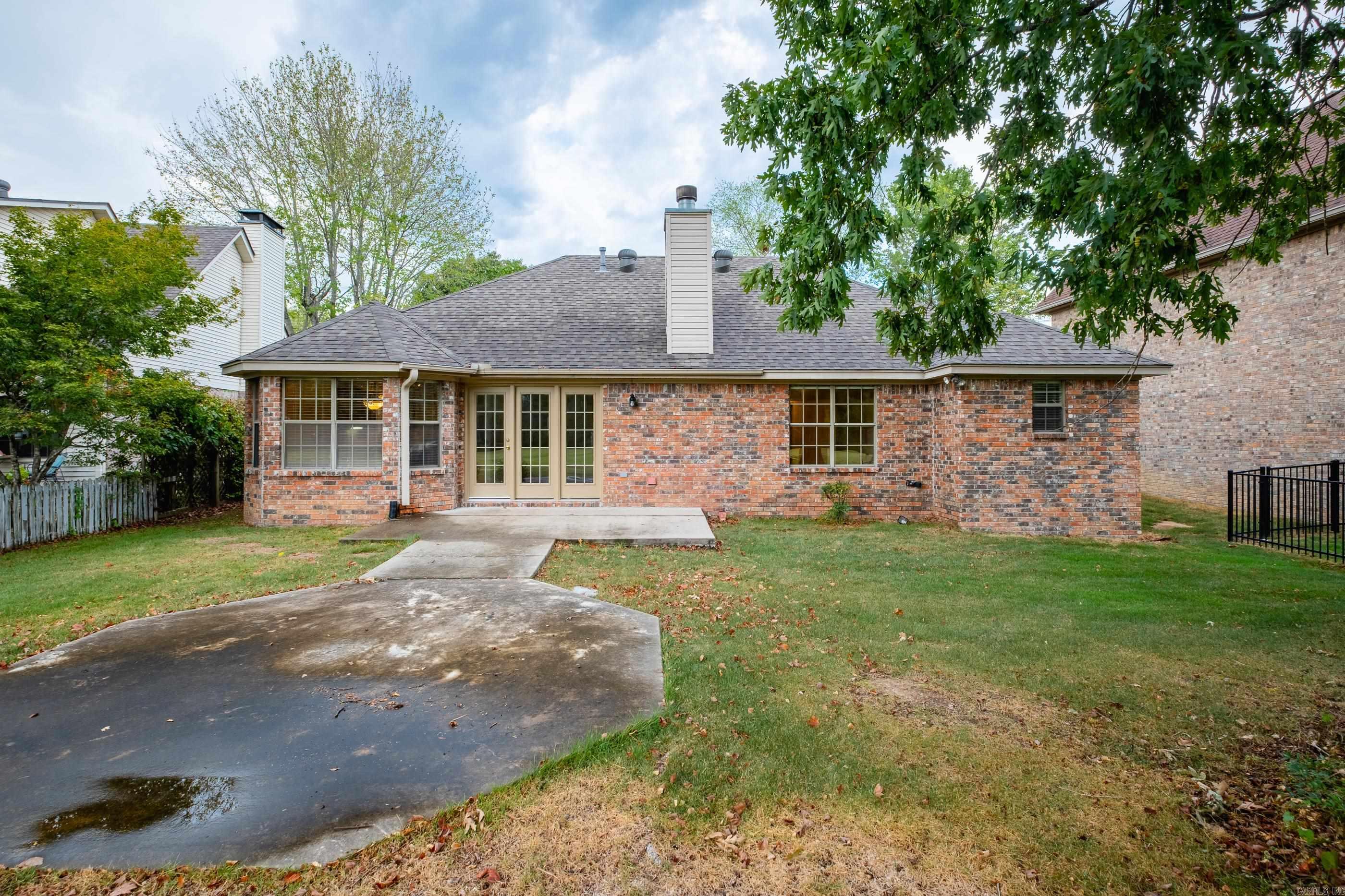 210 Chantilly Circle