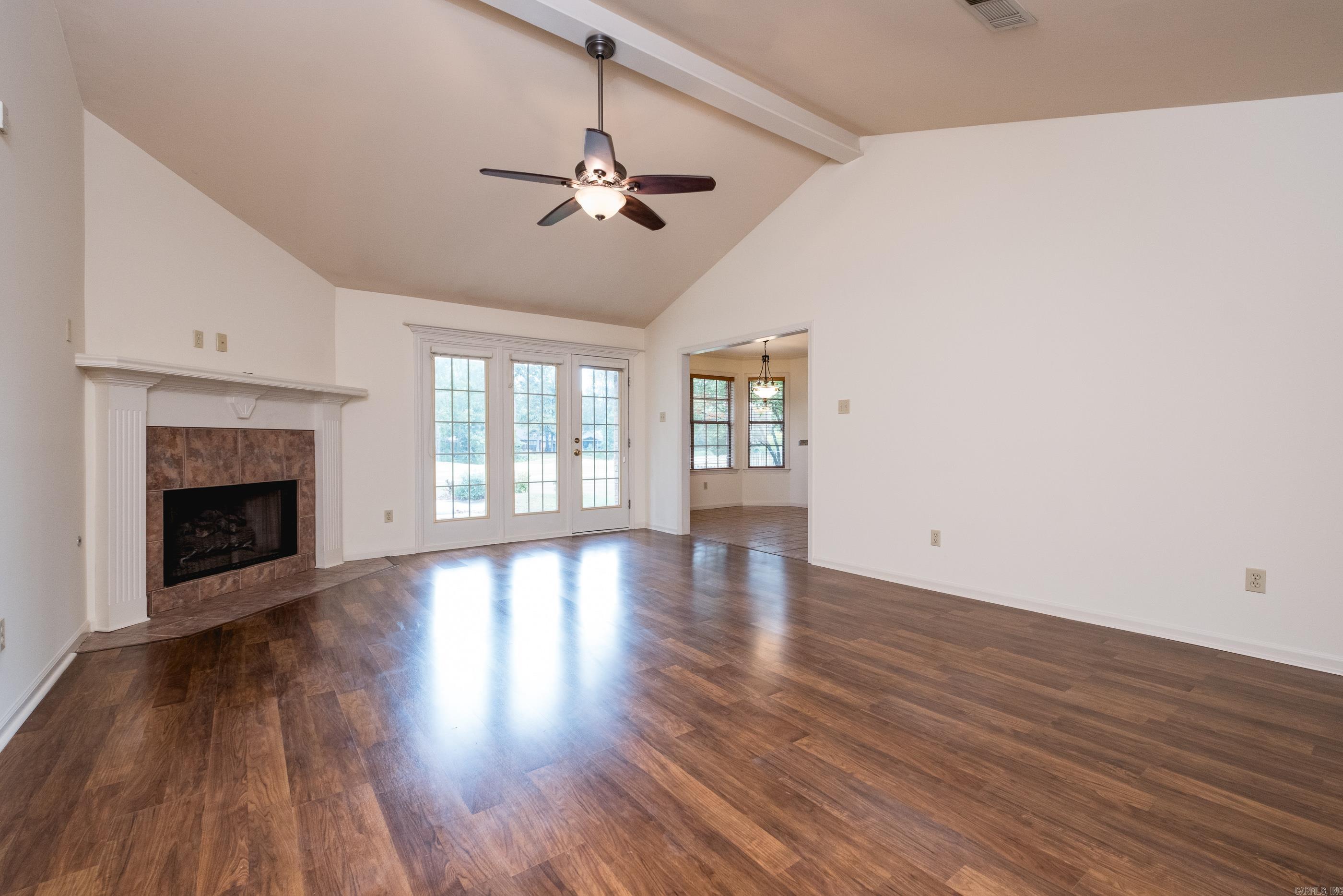 210 Chantilly Circle