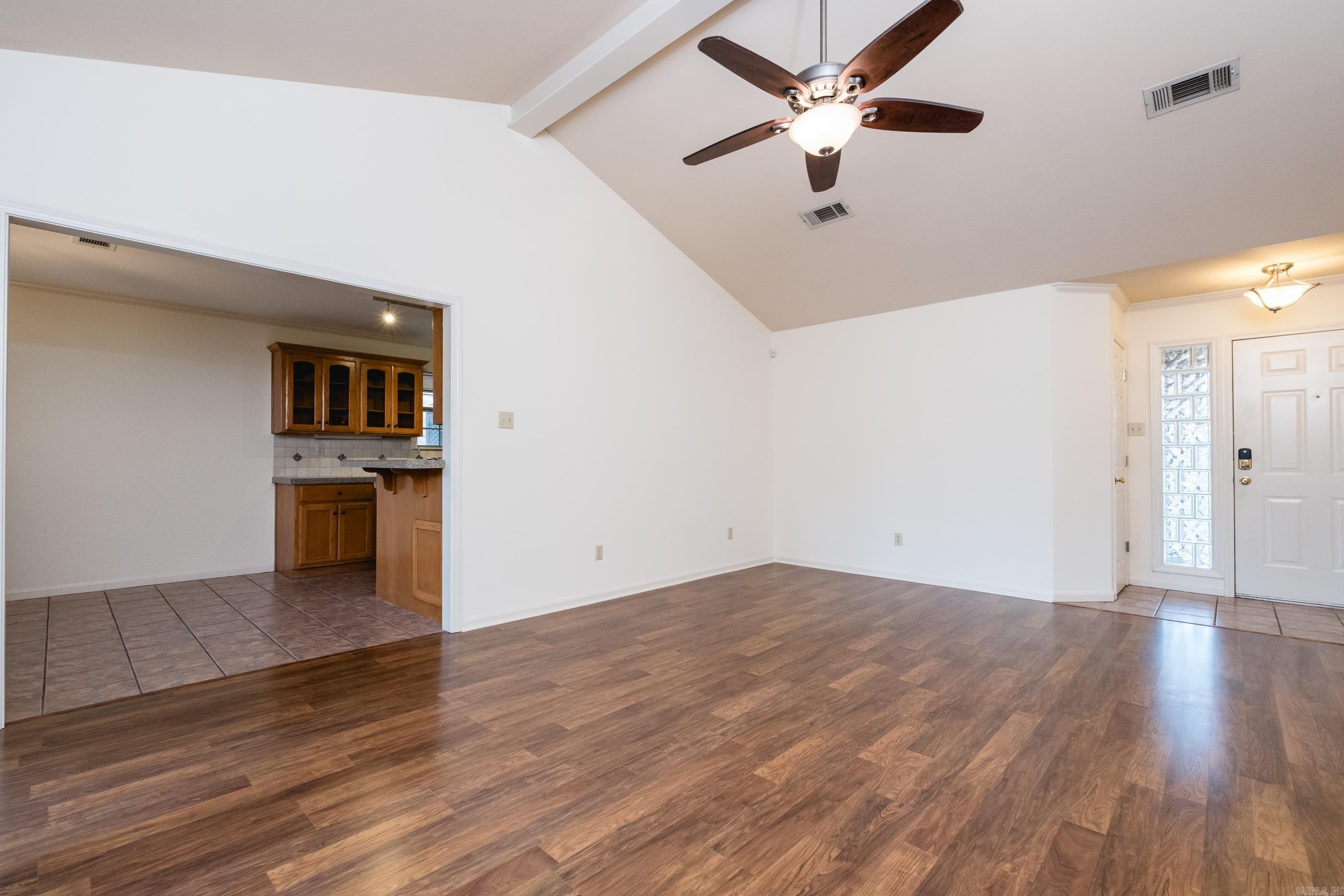 210 Chantilly Circle