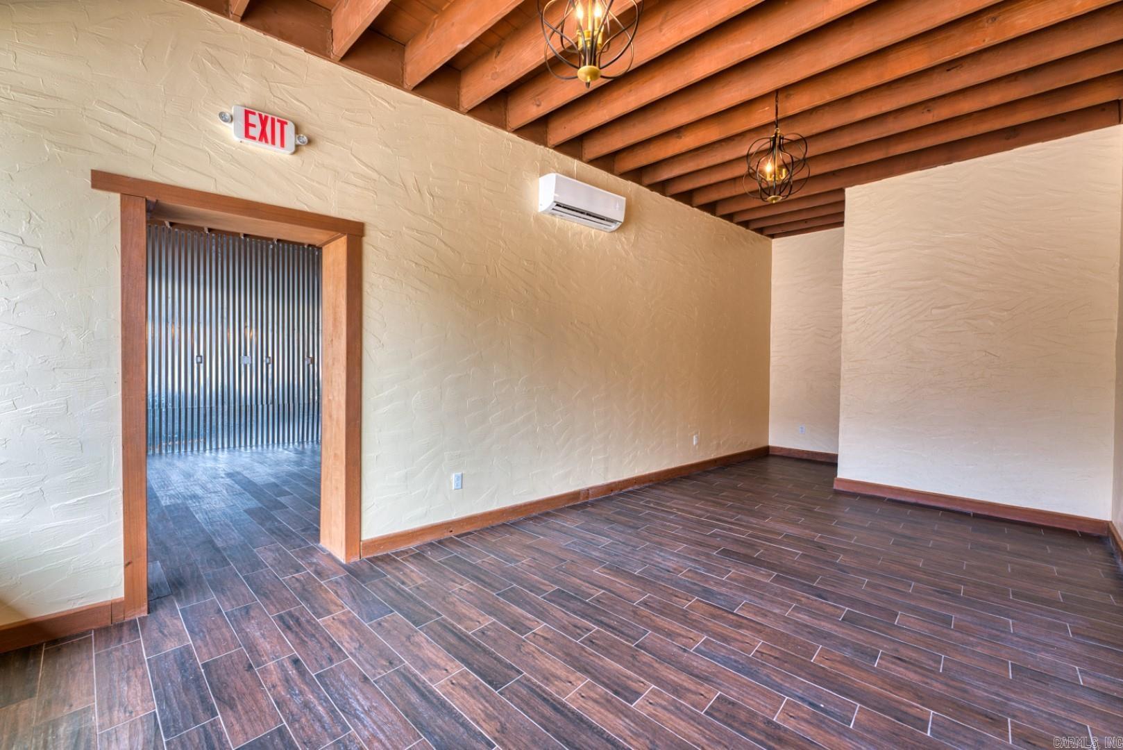 600 Park Avenue, Suites A&B