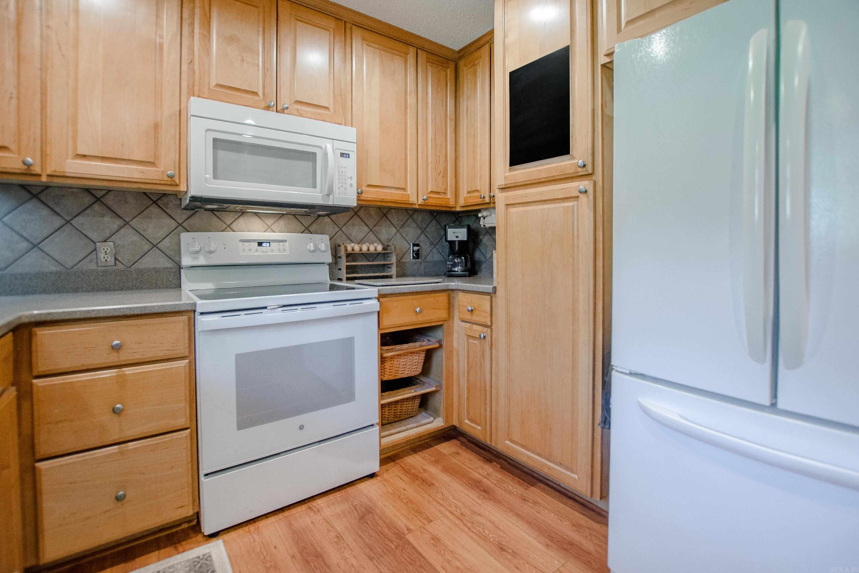 1626 Erving Ridge Loop
