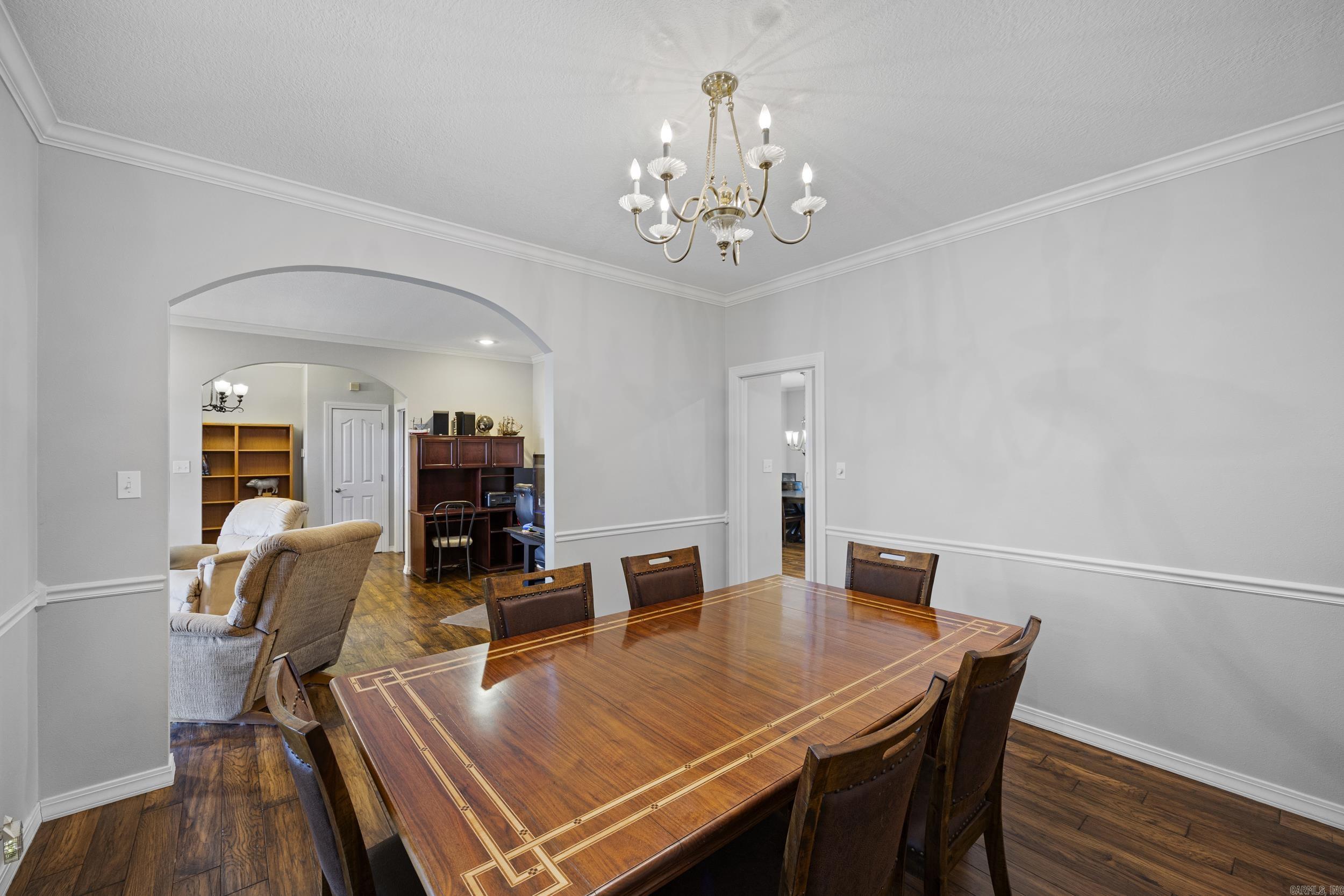 12 W Ridgeline Dr