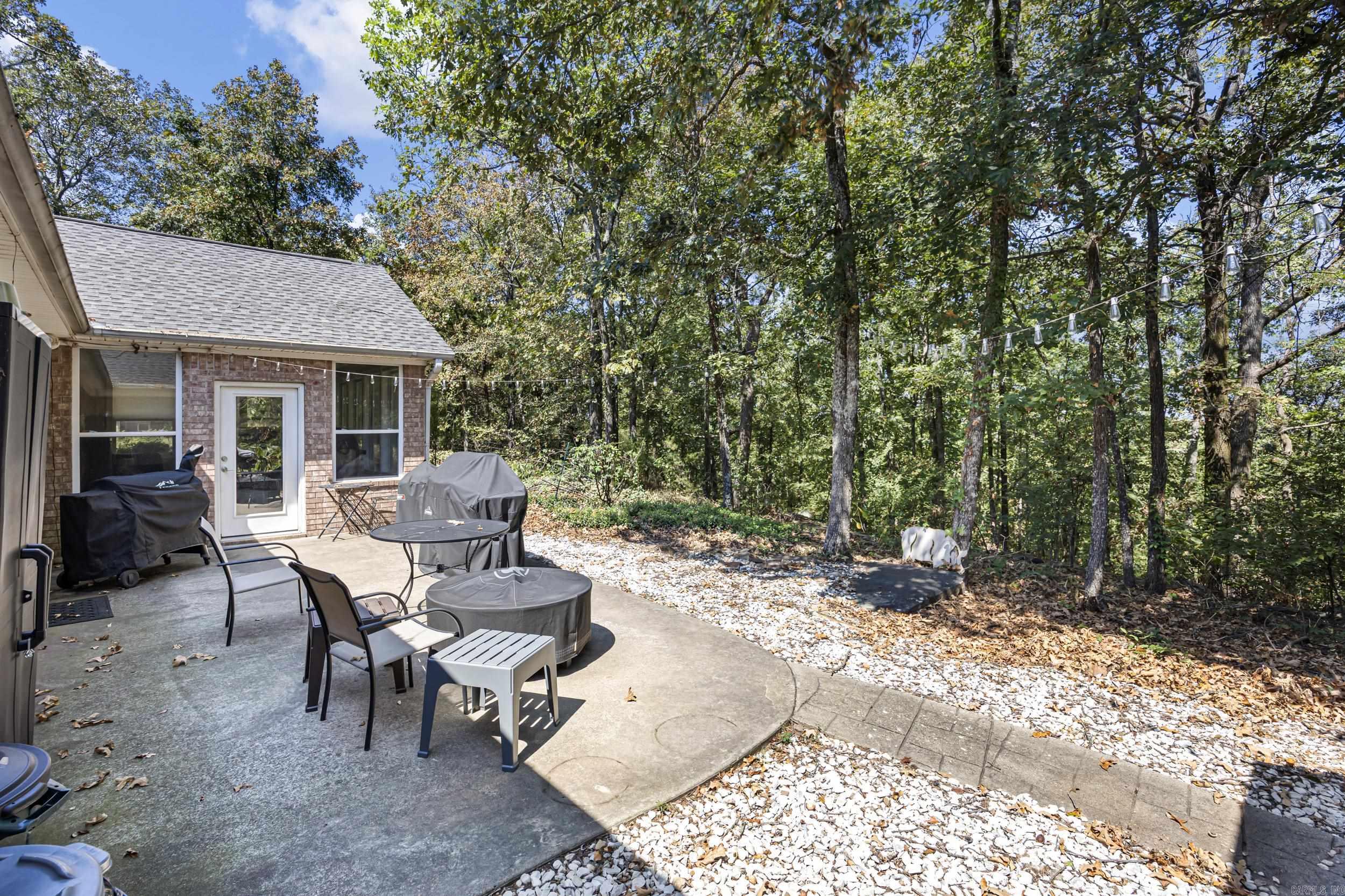 12 W Ridgeline Dr