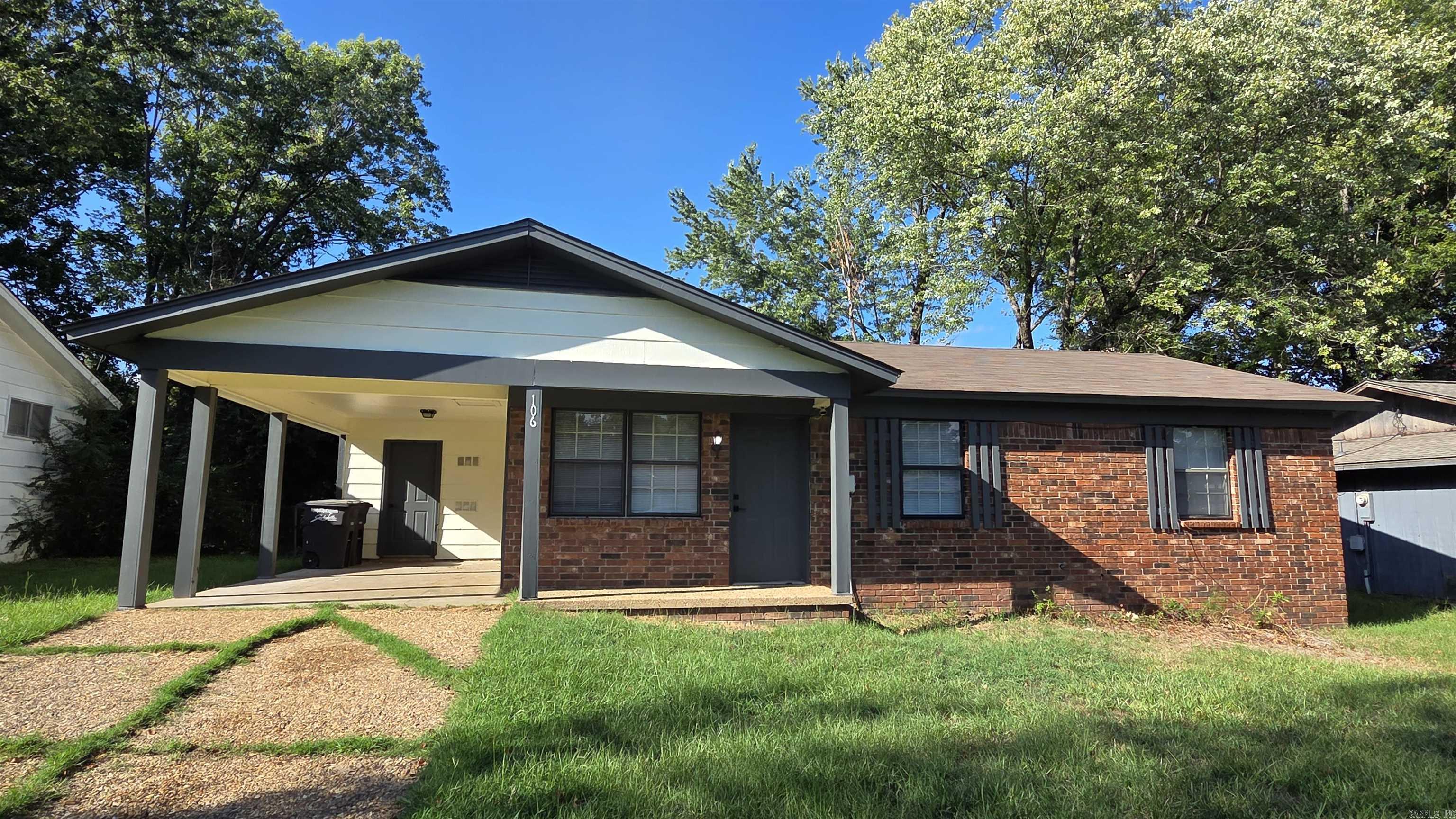 106 Santa Fe Trl