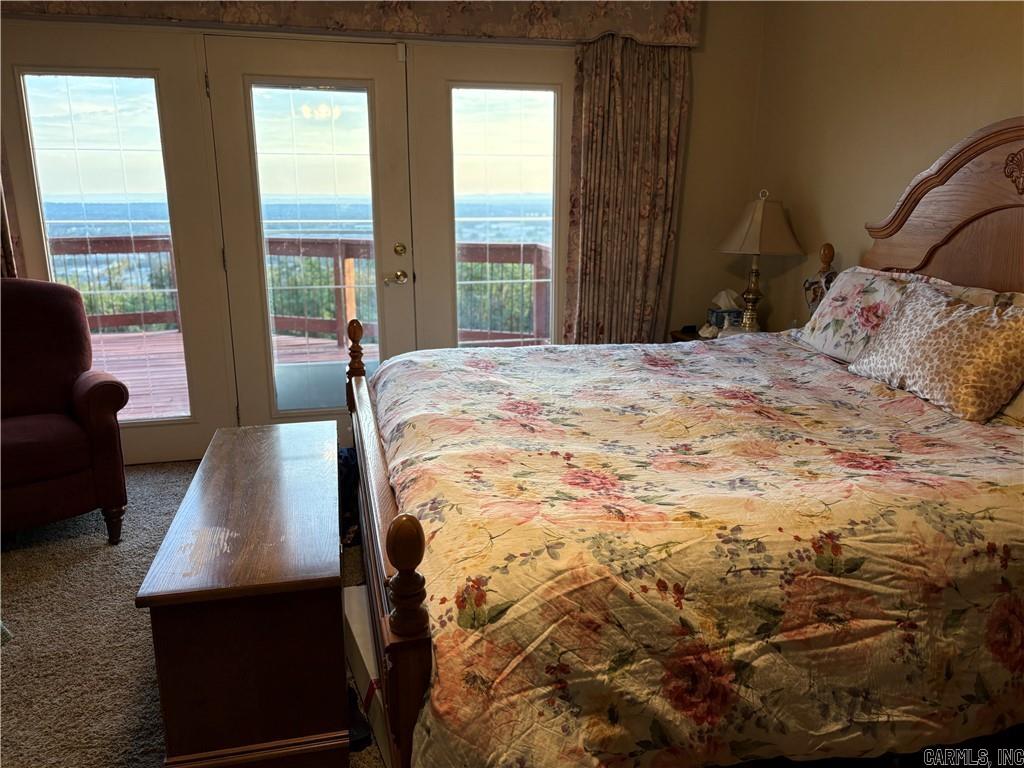 3 Bluff Dr