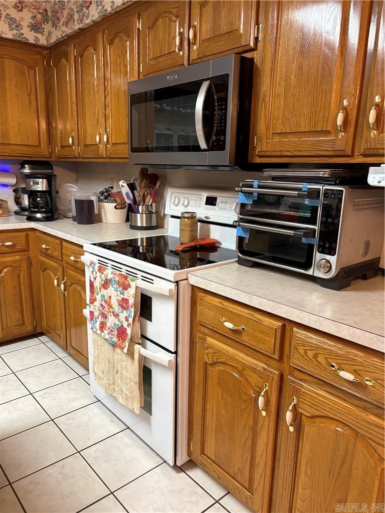 3 Bluff Dr